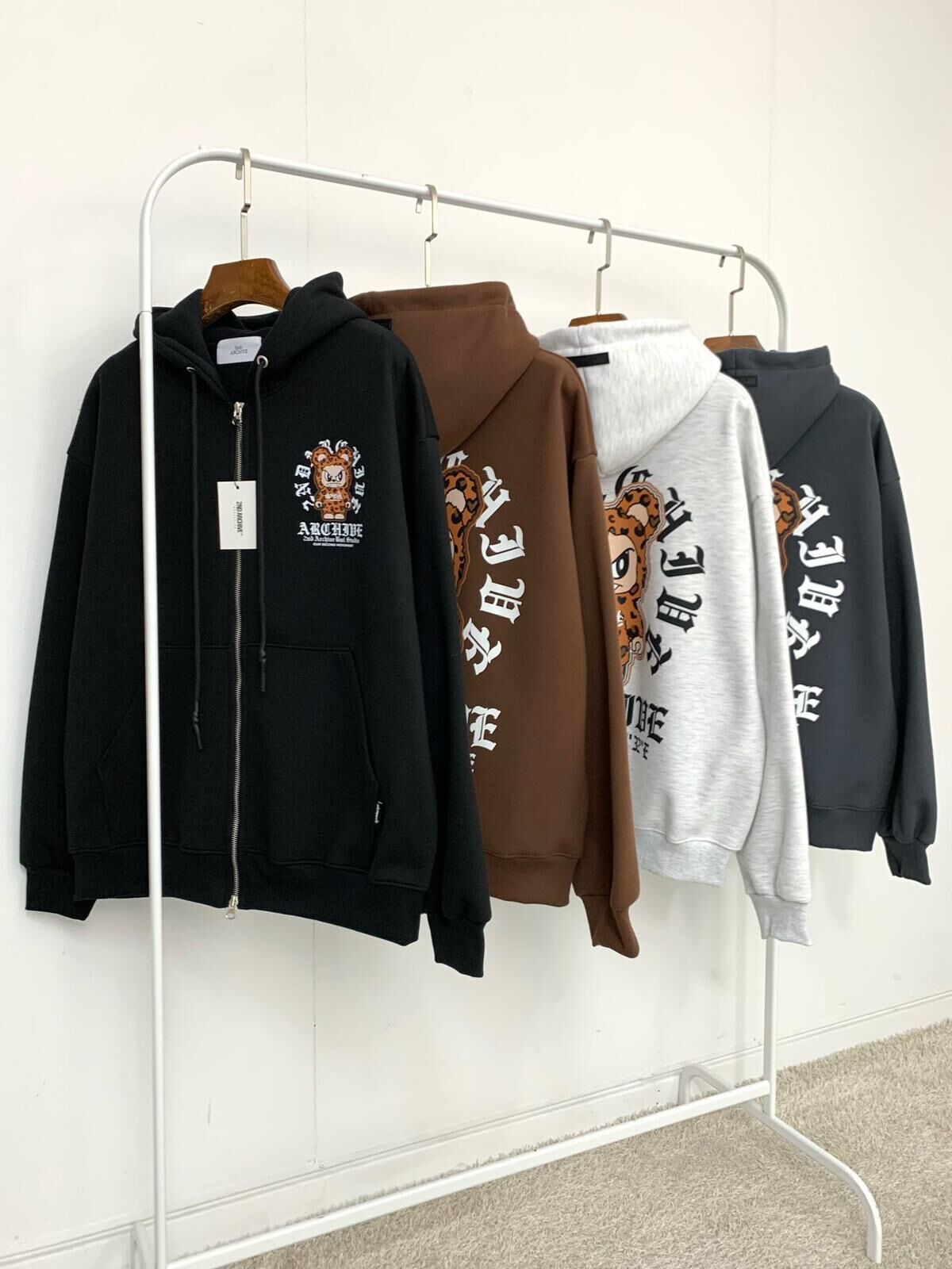 英文字圖案連帽拉鍊外套 2nd-315JK