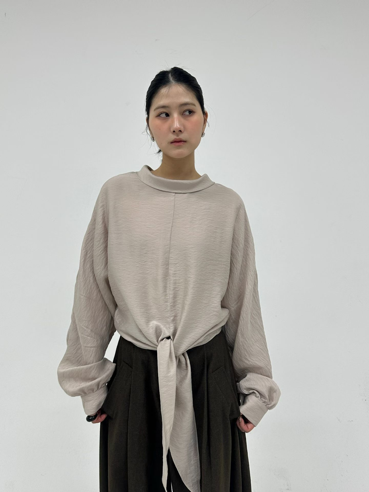 SN005 淨色綁腰長袖上衣 Free size