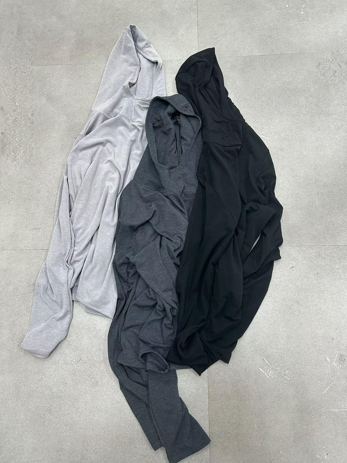 SN019 淨色長袖闊身上衣 Free size