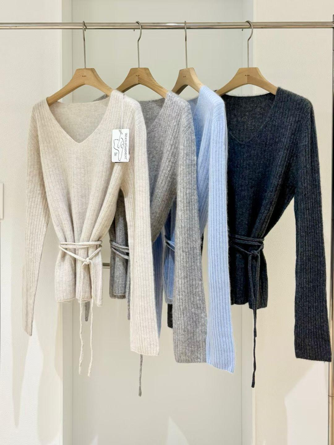 SN040 淨色修腰綁帶V領上衣 Free size