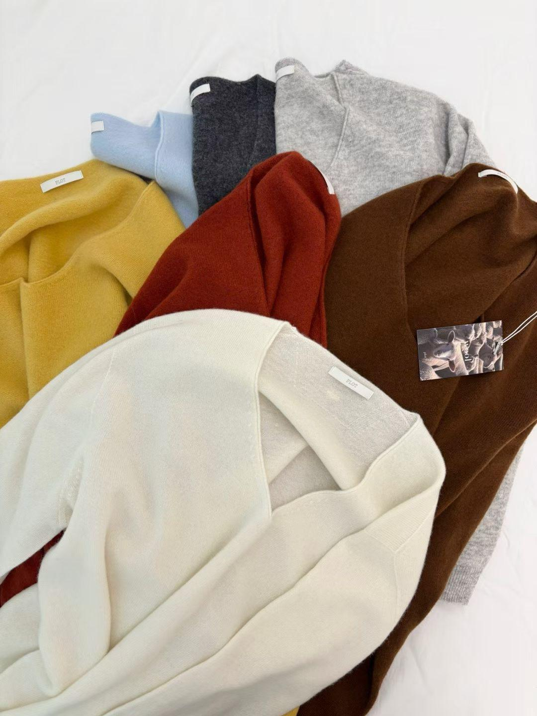 SN044 淨色V領長袖套頭長袖上衣 Free size