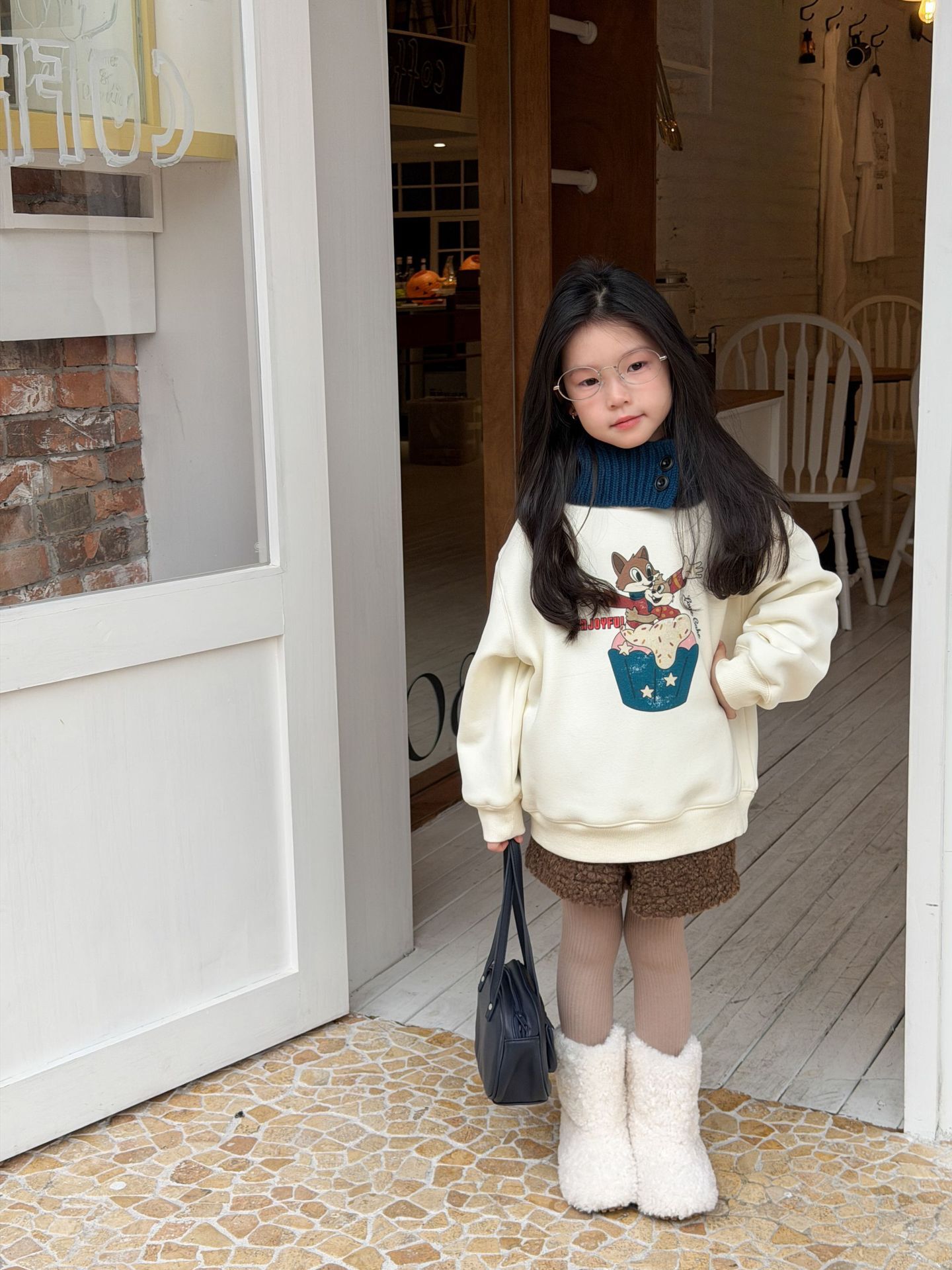 現貨出清 130cm 【加絨加厚款】米色松鼠抱抱刷毛上衣