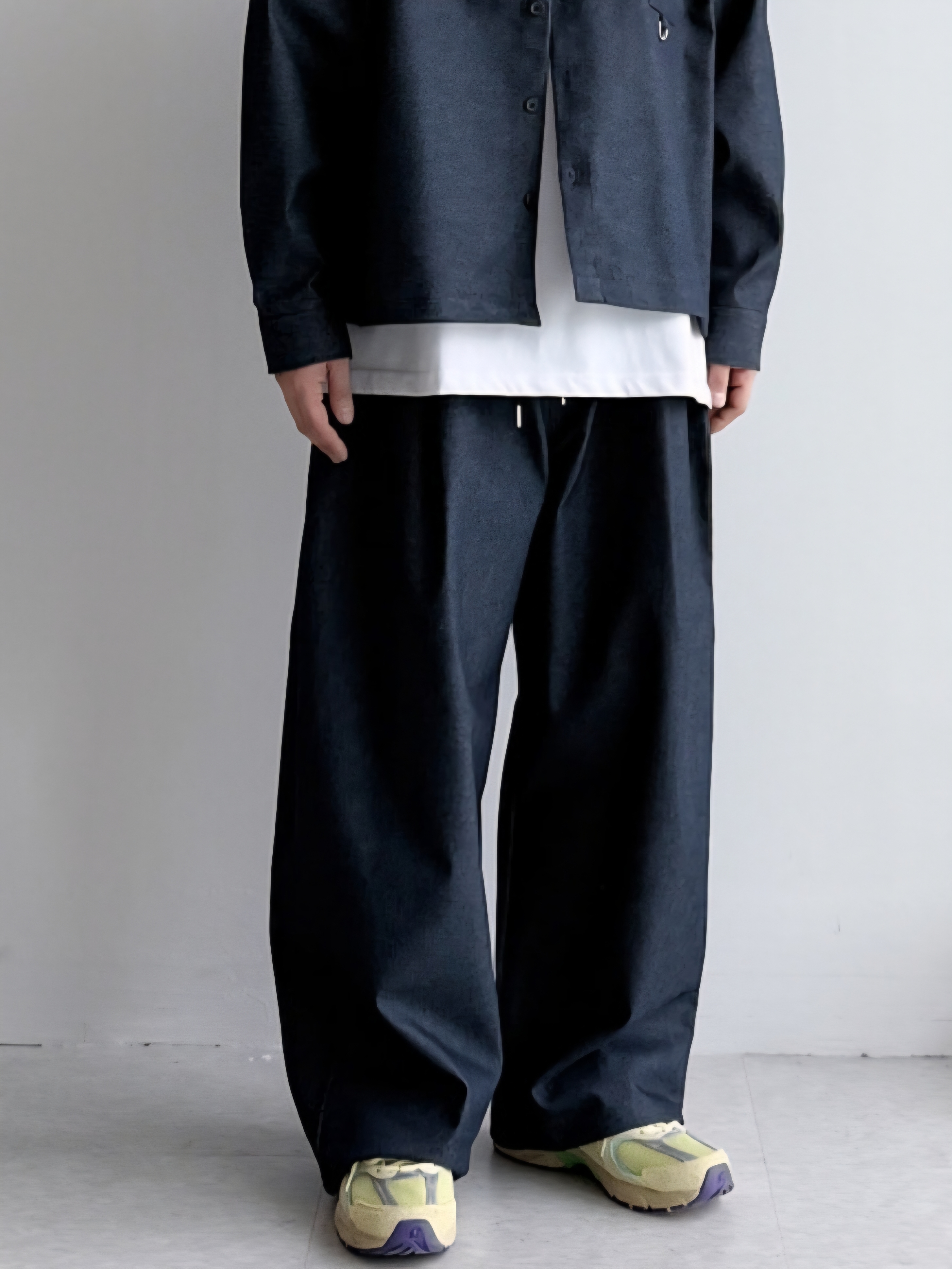 卡本特鉚釘牛仔休閒褲