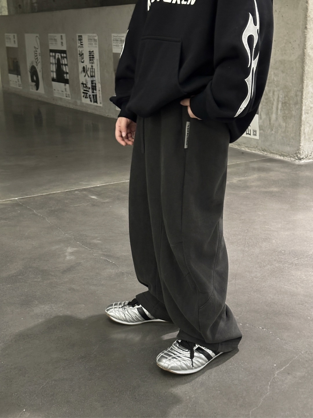 A03836綁帶彎刀棉褲