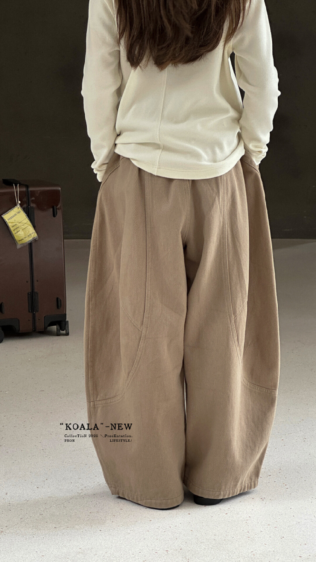 A03832彎刀闊腿休閒褲