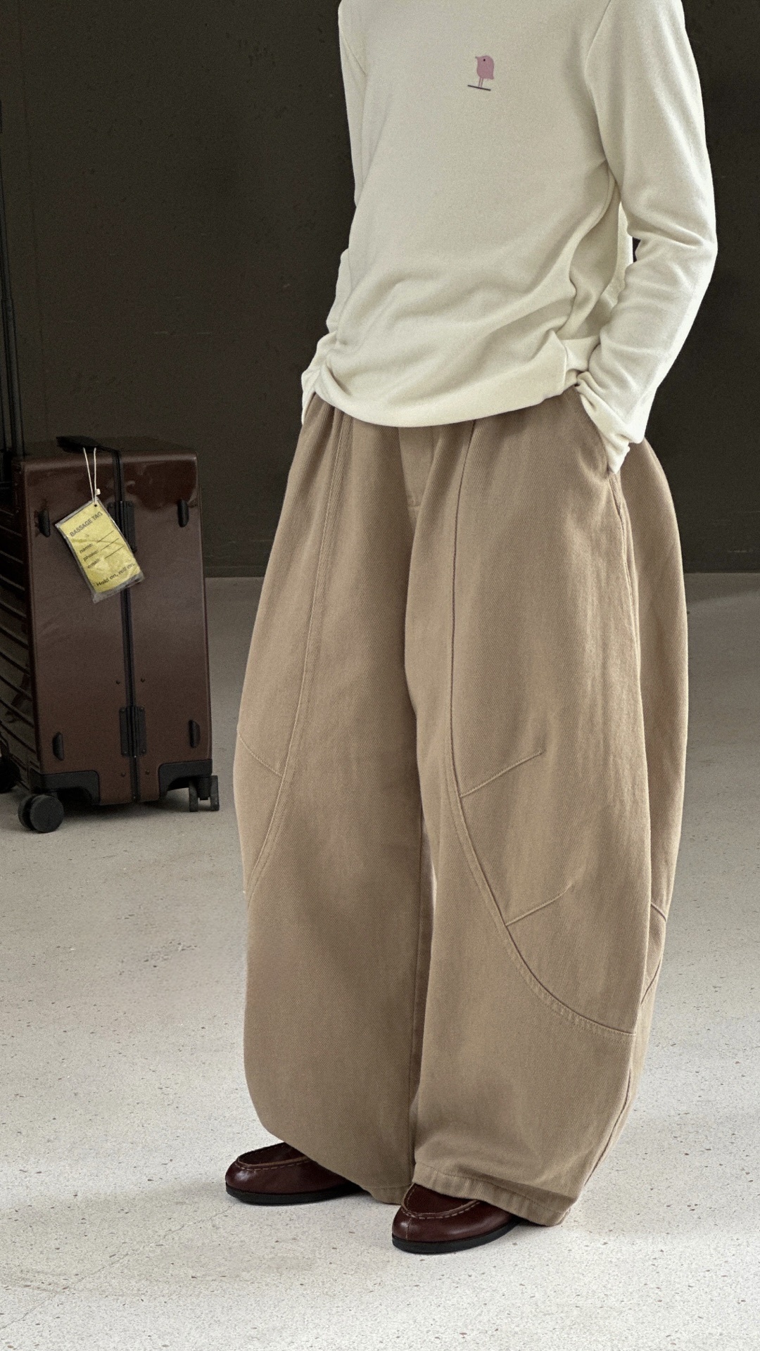 A03832彎刀闊腿休閒褲