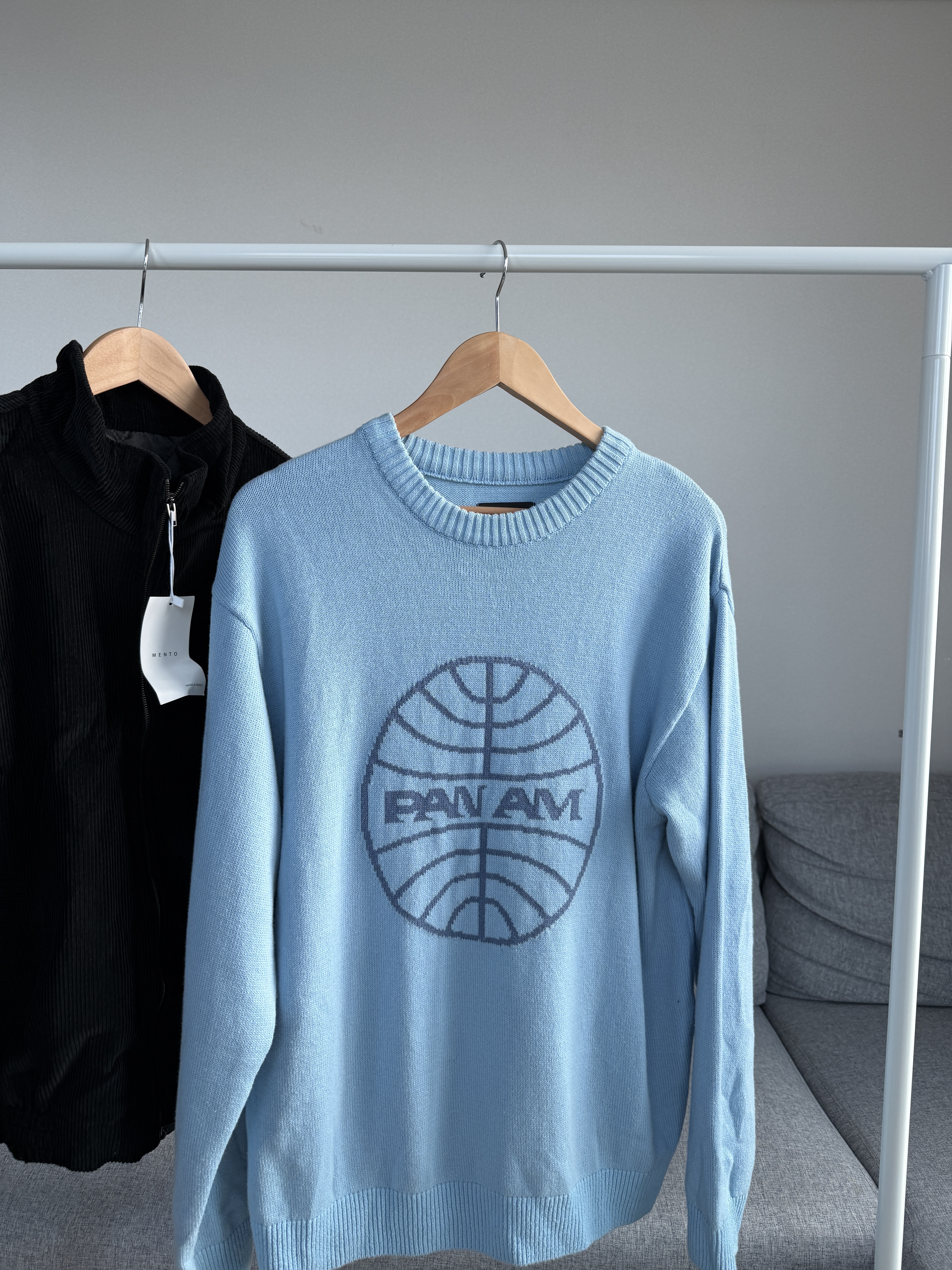 二手衣／韓國潮牌 PAN AM LOGO圓領薄針織衫 淺藍 9.5成新