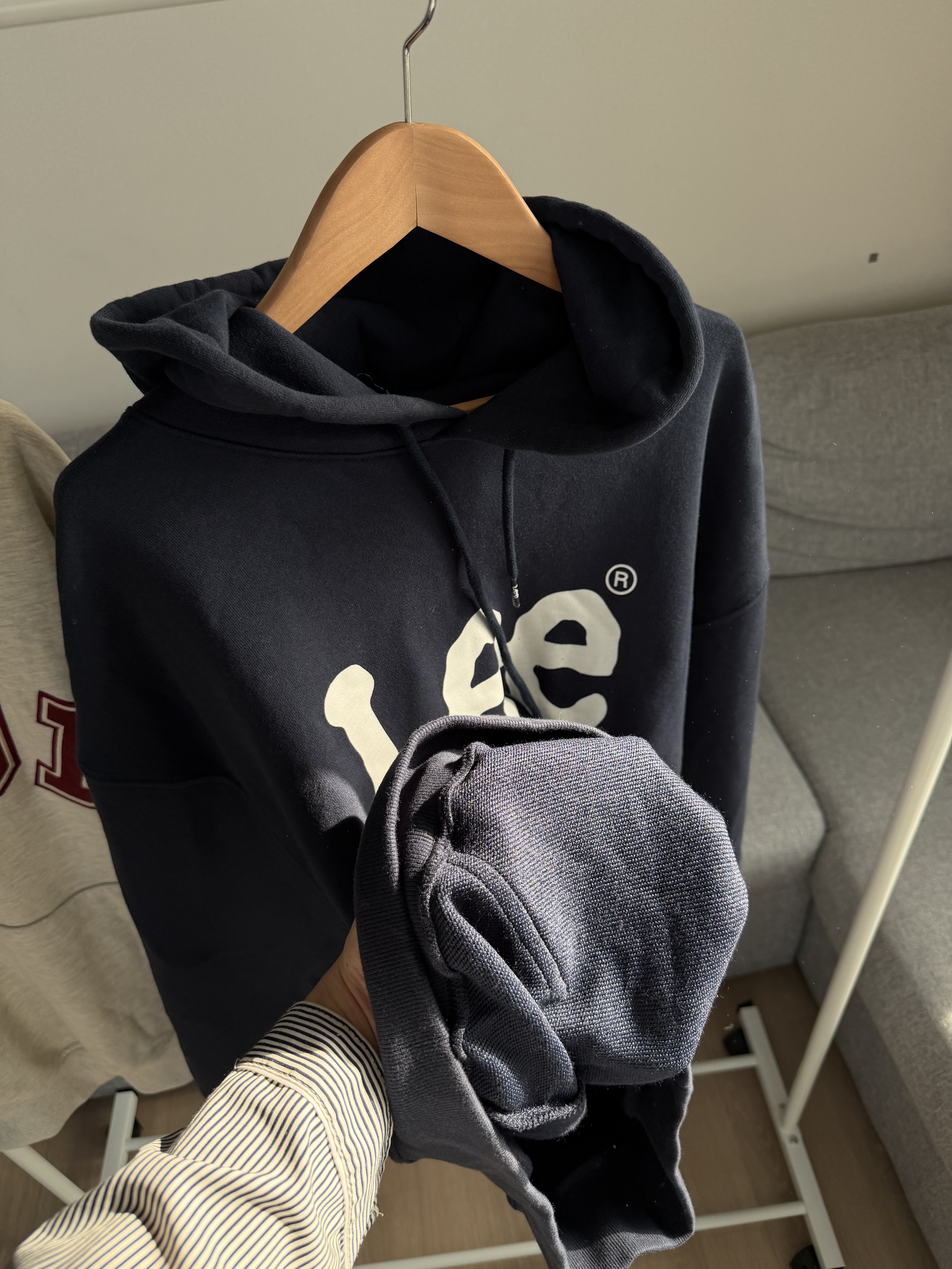 二手衣／韓國潮牌 LEE 連帽上衣 深藍色 9.8成新