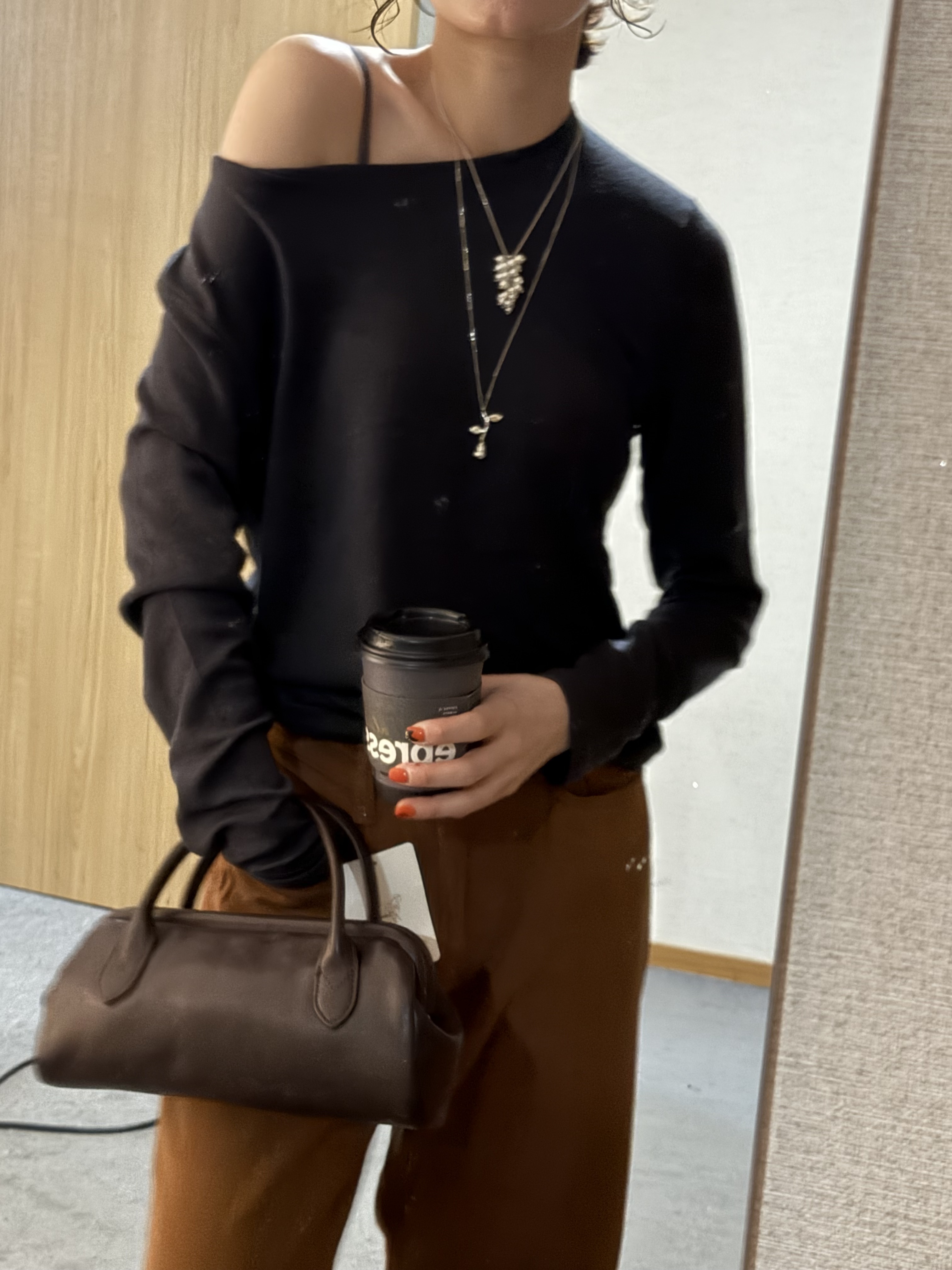 超級爆推!!!一級戰區羊毛天絲圓領衣/8色均碼/墨