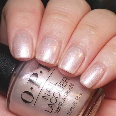 OPI 甲油 - Throw Me A Kiss  - NLSH2