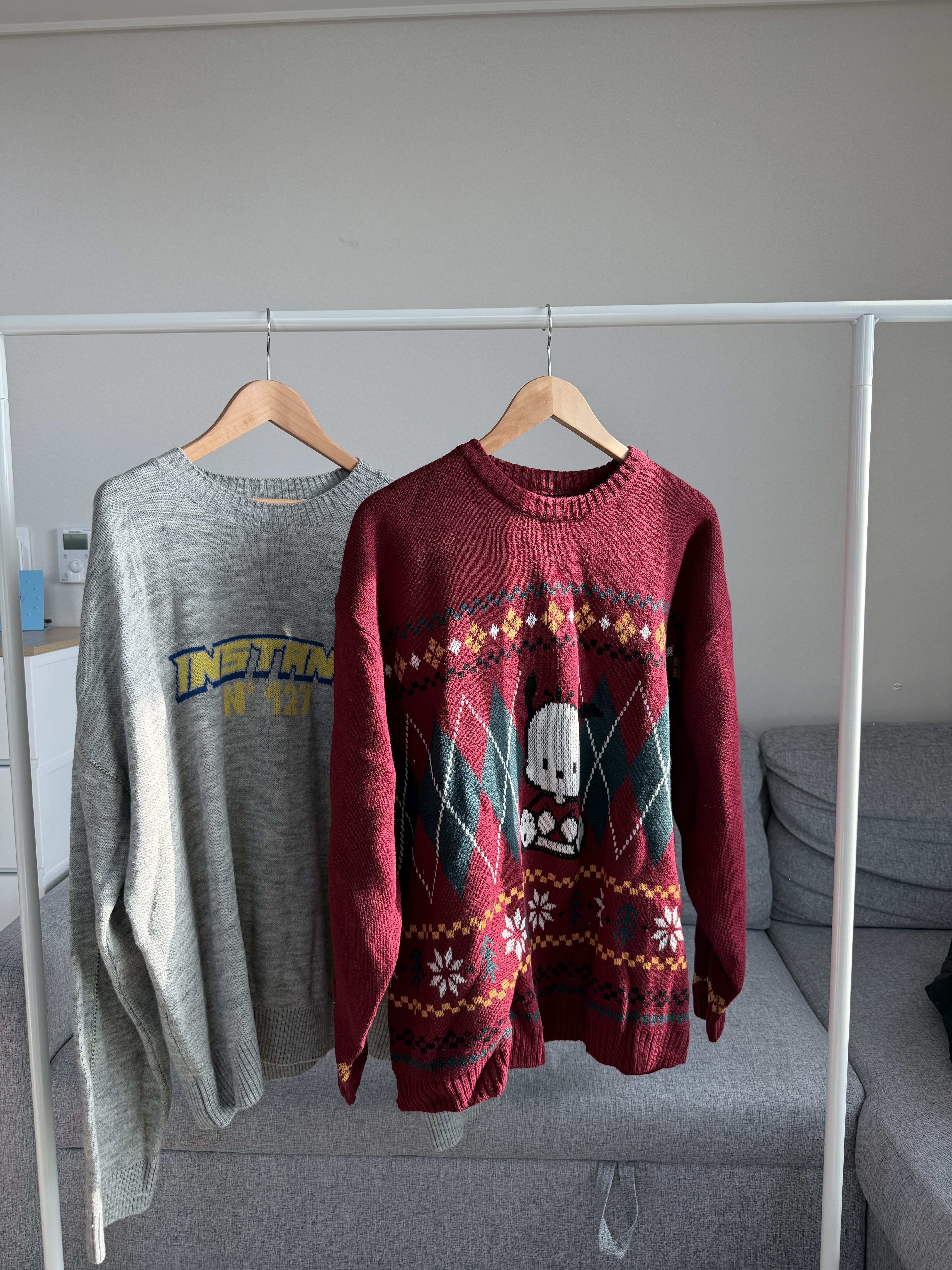 二手衣／韓國潮牌 Wai wki 聖誕帕恰狗針織衫 紅色 全新