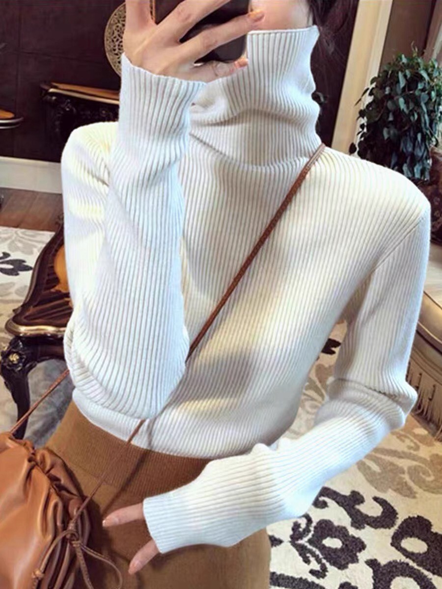 百搭高領短版針織上衣