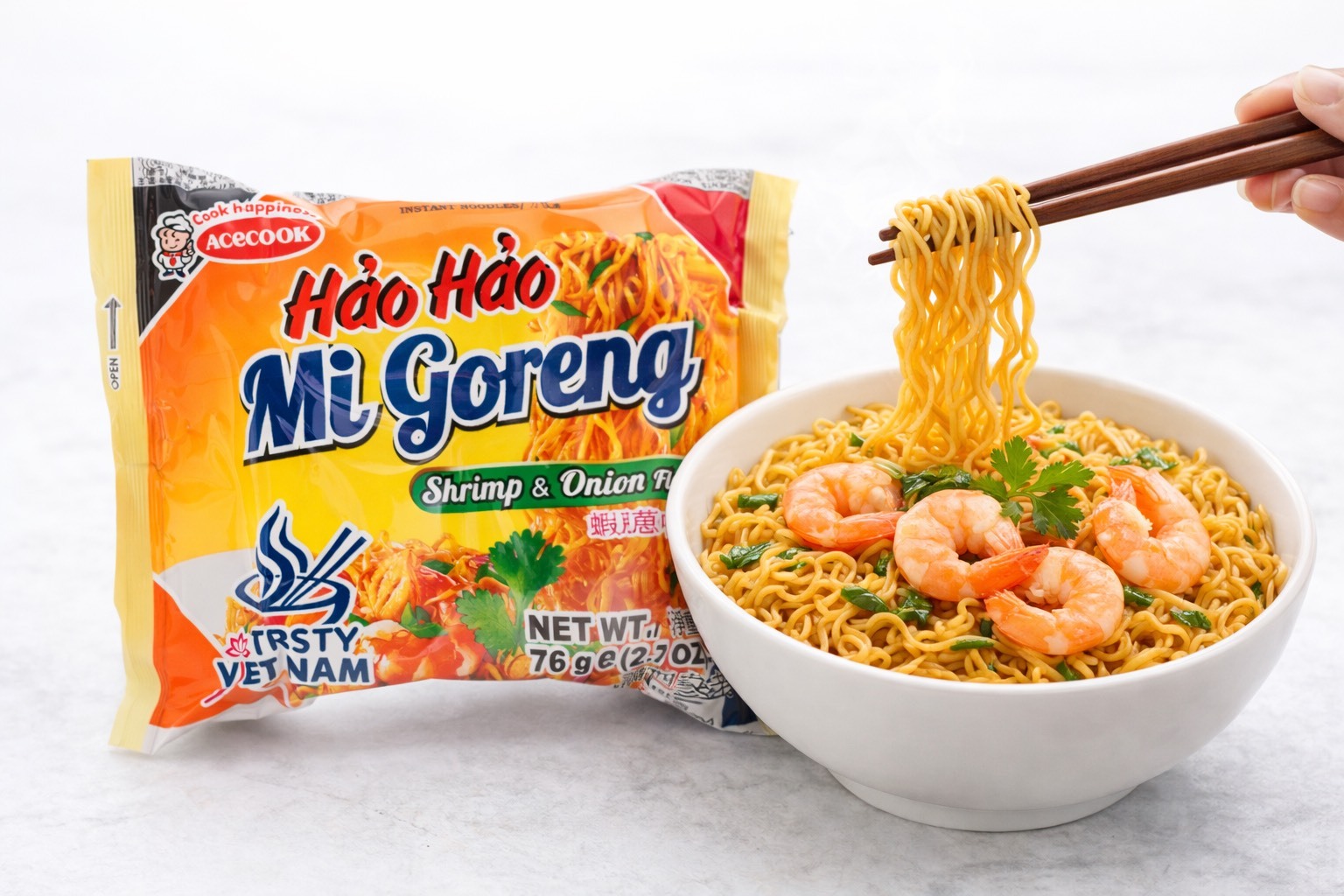 HAO HAO Stir-fried Noodles with Shrimp and Onion