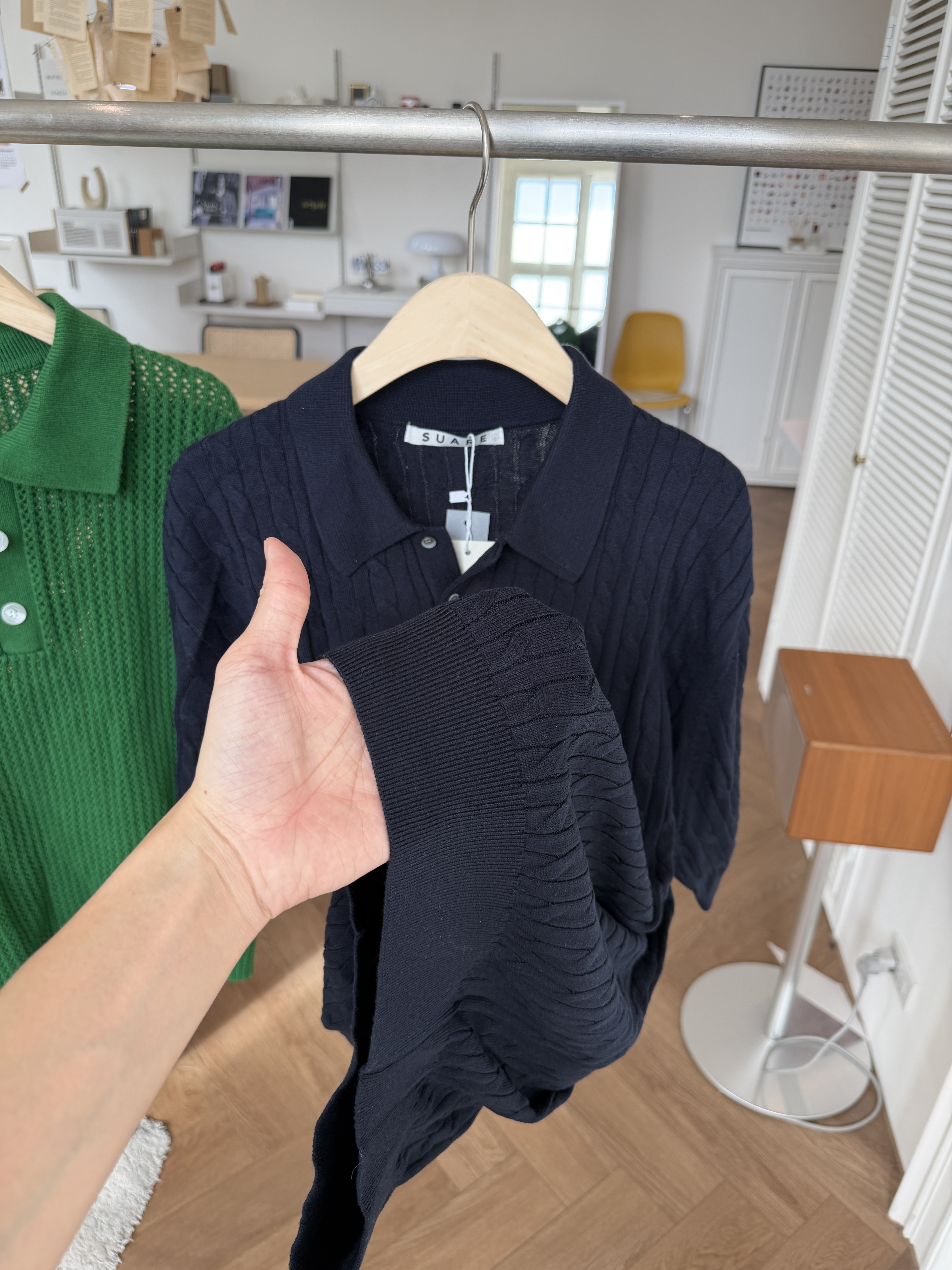 二手衣／韓國潮牌 SUARE  麻花捲針織上衣 深藍色 全新