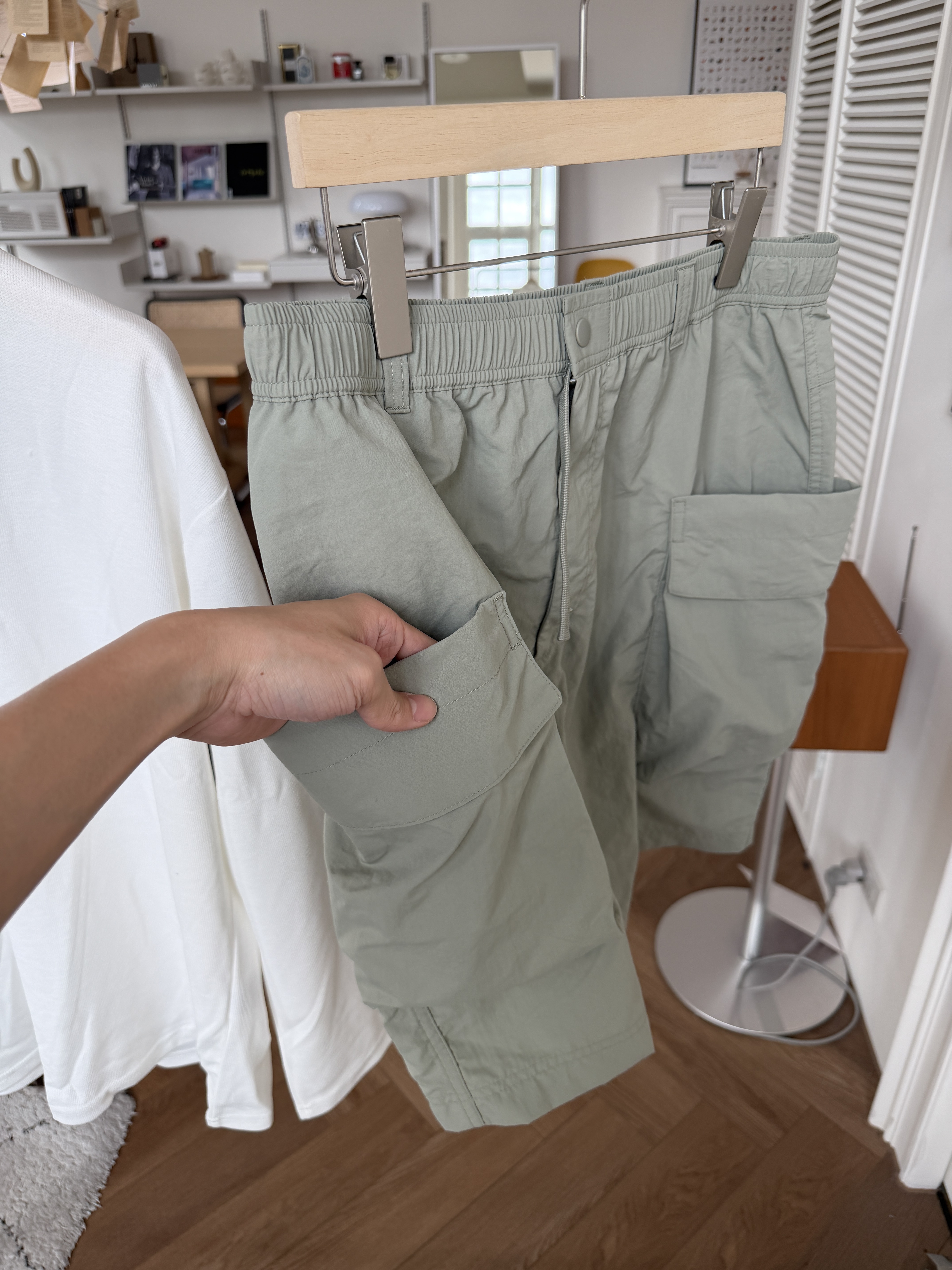 二手衣／ 東大門 多口袋機能短褲 淺綠色