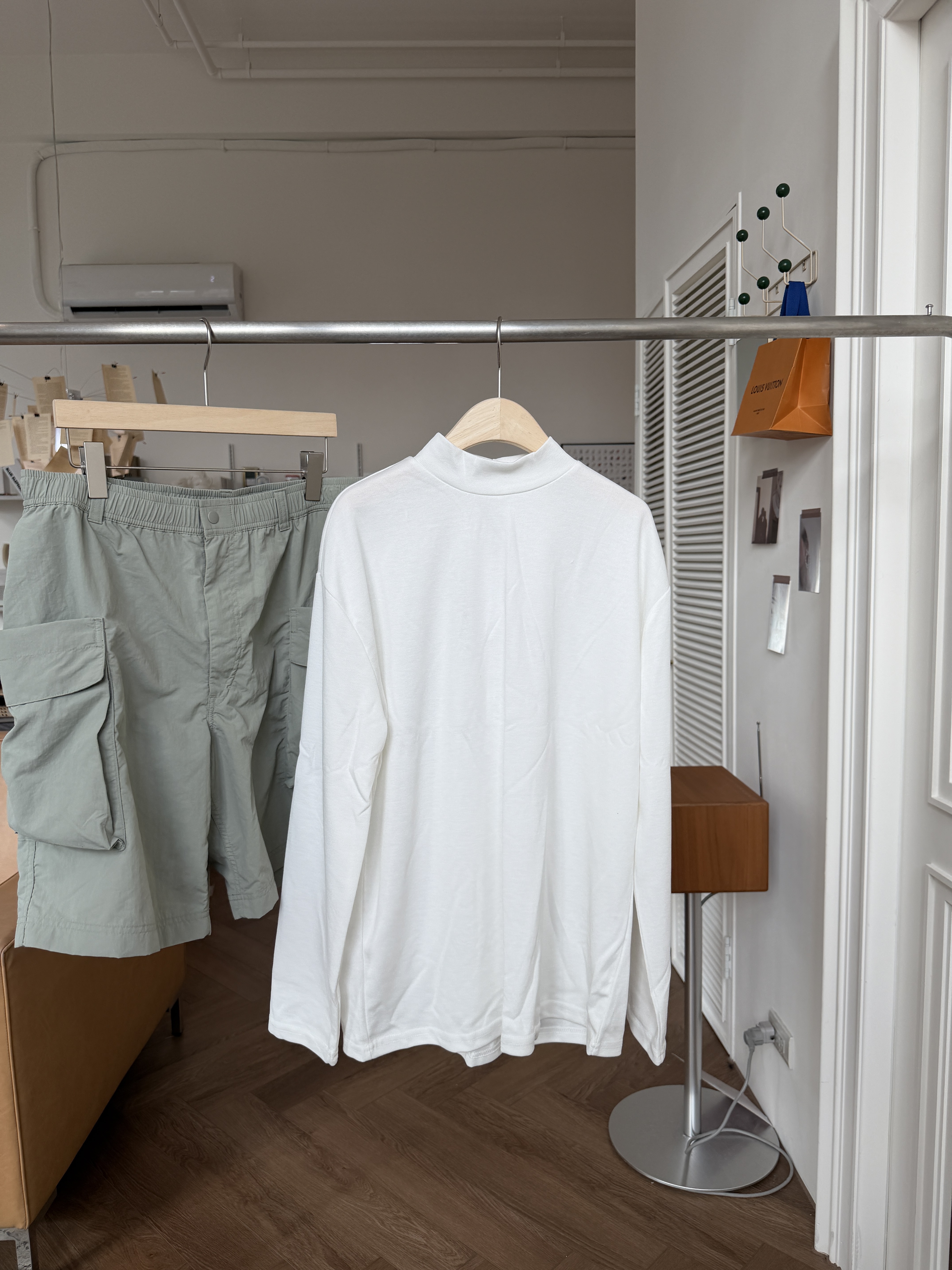 二手衣／韓國品牌 微高領內搭上衣 9.8成新