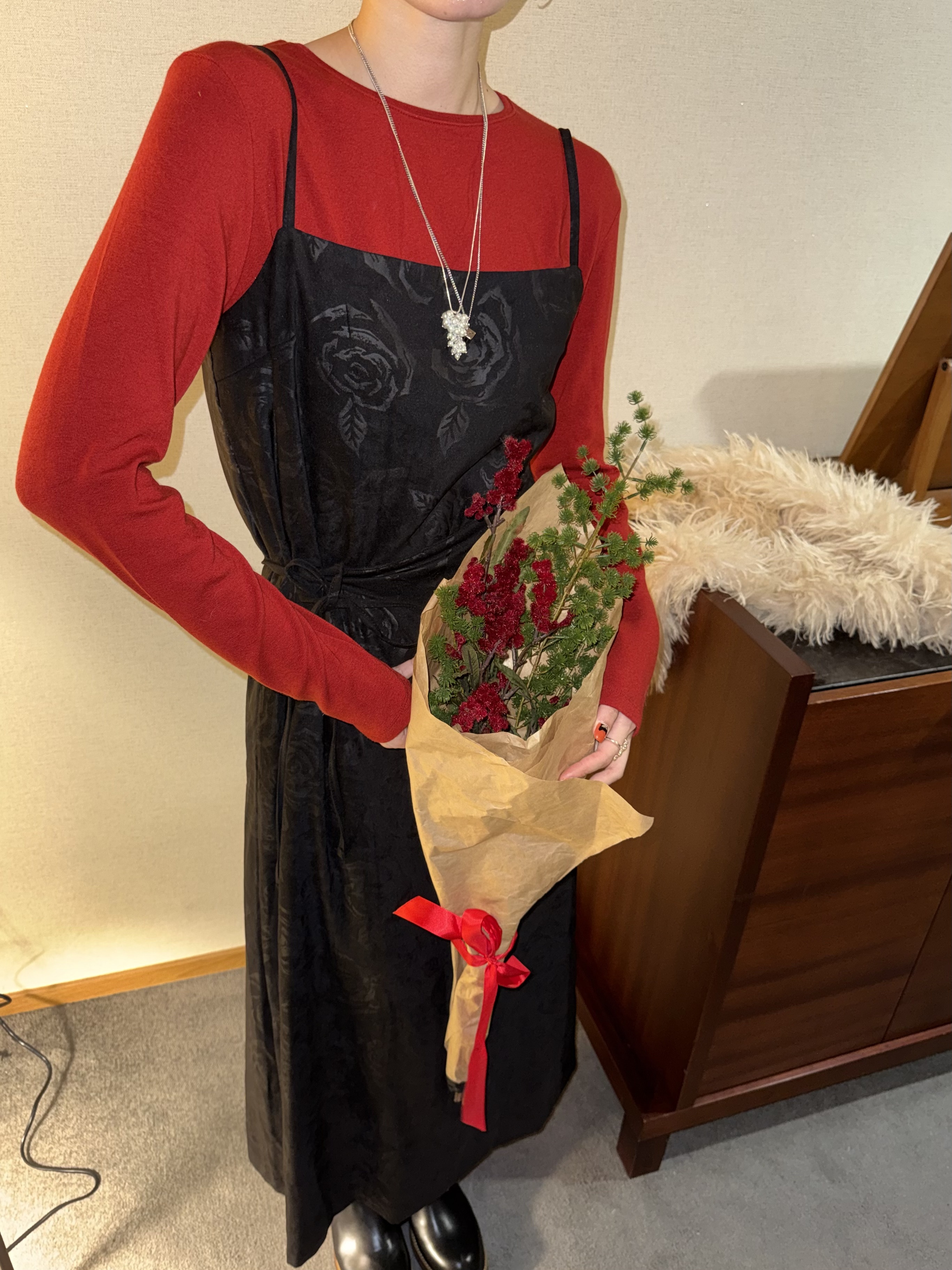 媲美精品緞光玫瑰洋/2色均碼/黑附綁帶