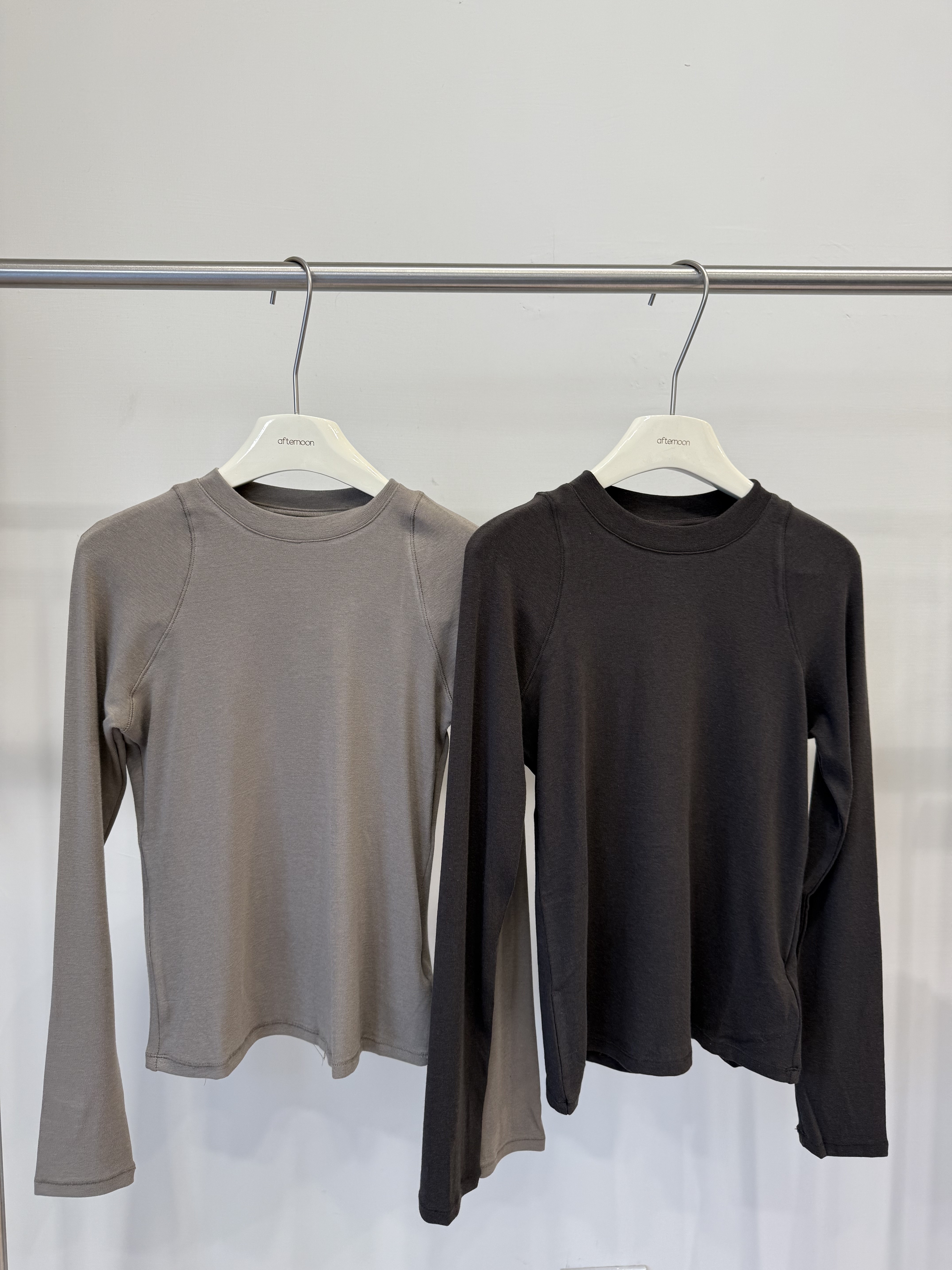 197 圓領慕斯感超彈力打底衣