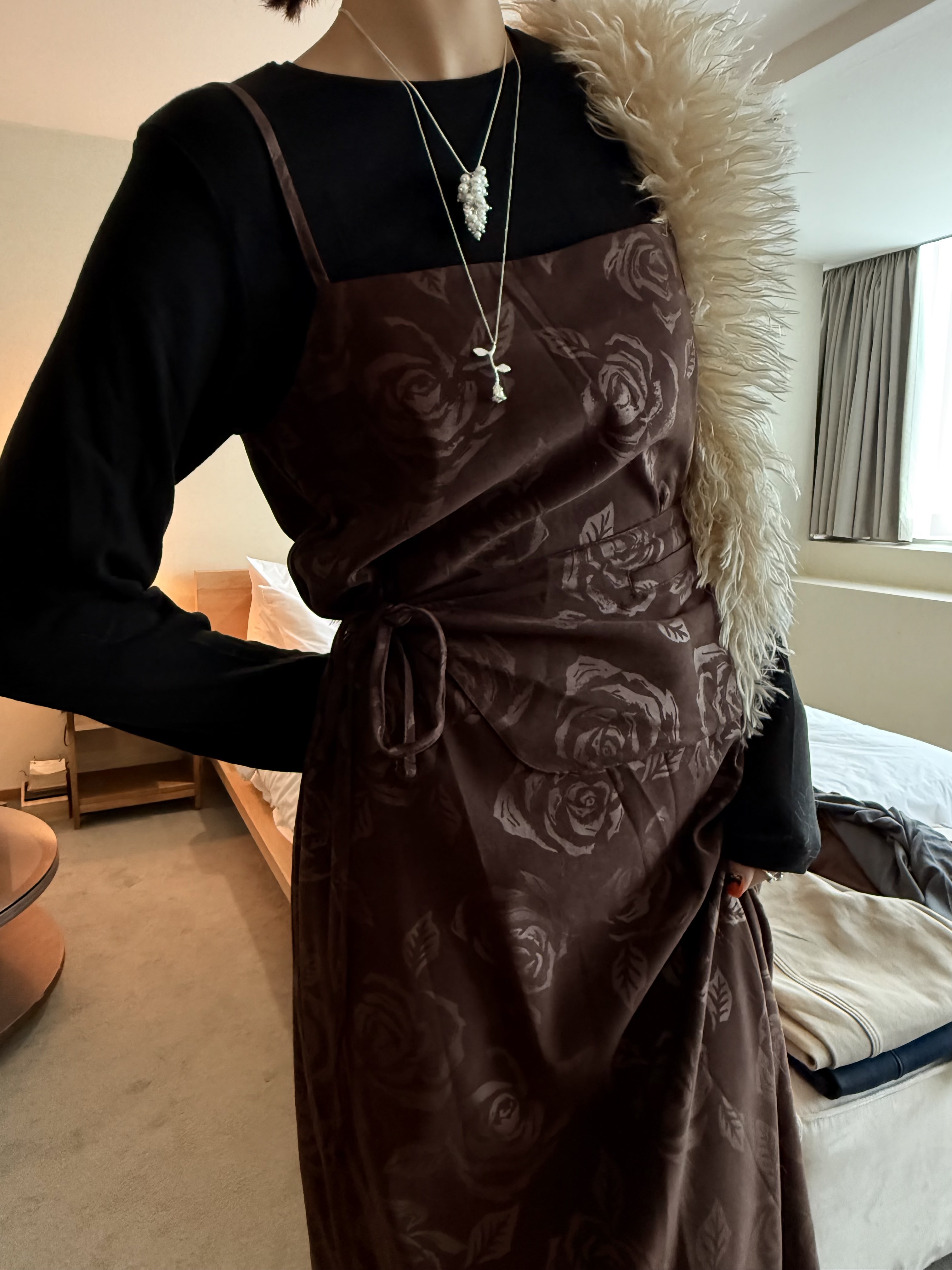 媲美精品緞光玫瑰洋/2色均碼/咖附綁帶