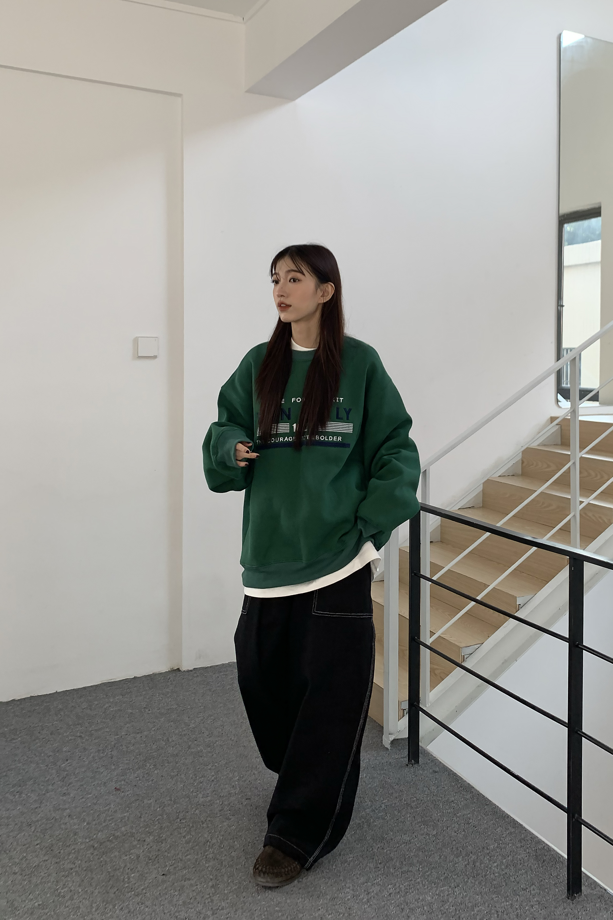 刺繡字母休閒刷毛t 3色