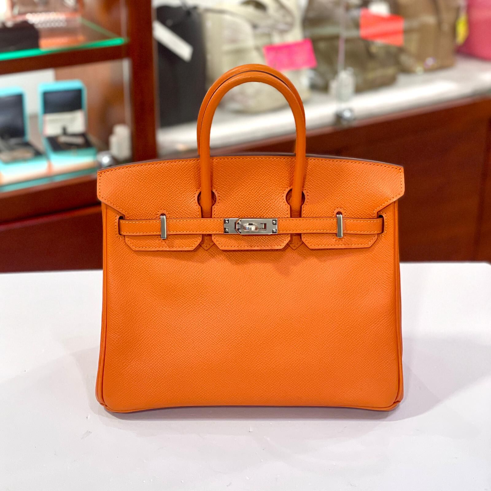 99%NEW接近全新BIRKIN 25 愛馬仕橙銀扣EPSOM皮Q刻 ORANG PHW #B25 #兩年免費保養 #香榭站正品