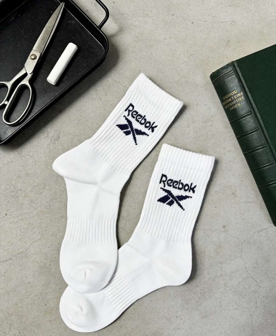代購-Reebok 10A級抗菌加厚 防滑耐磨 純色字母簡約 長襪 五雙入