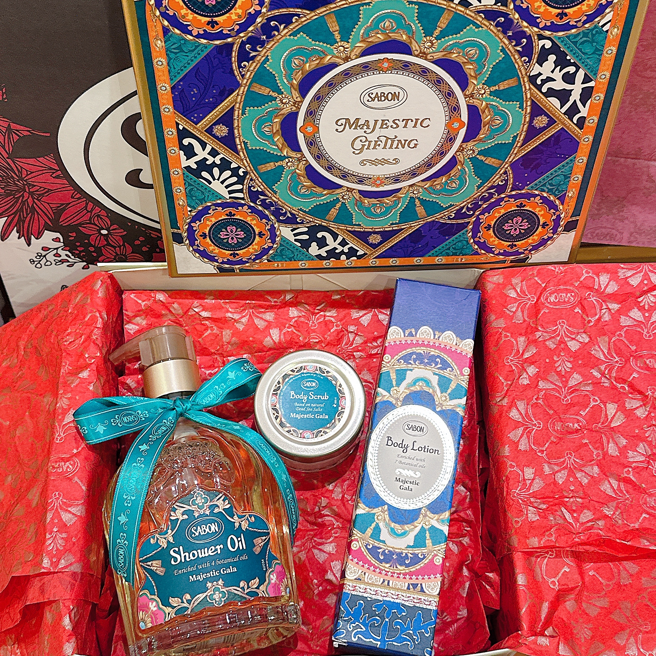 Sabon 聖誕限量版瑰麗盛宴禮盒 (不包郵,盒面隨機)