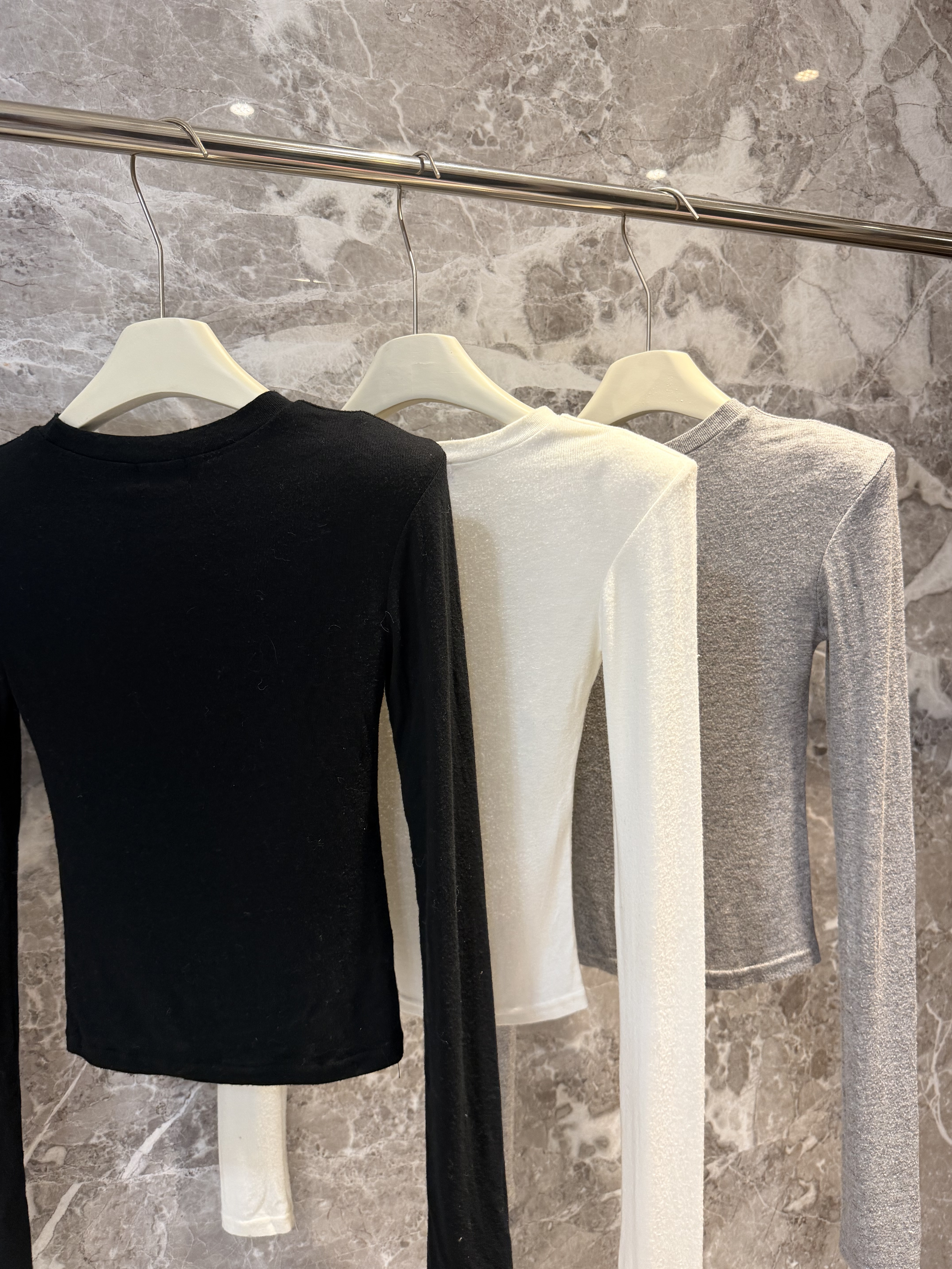 【現貨】超彈超親膚打底上衣👍