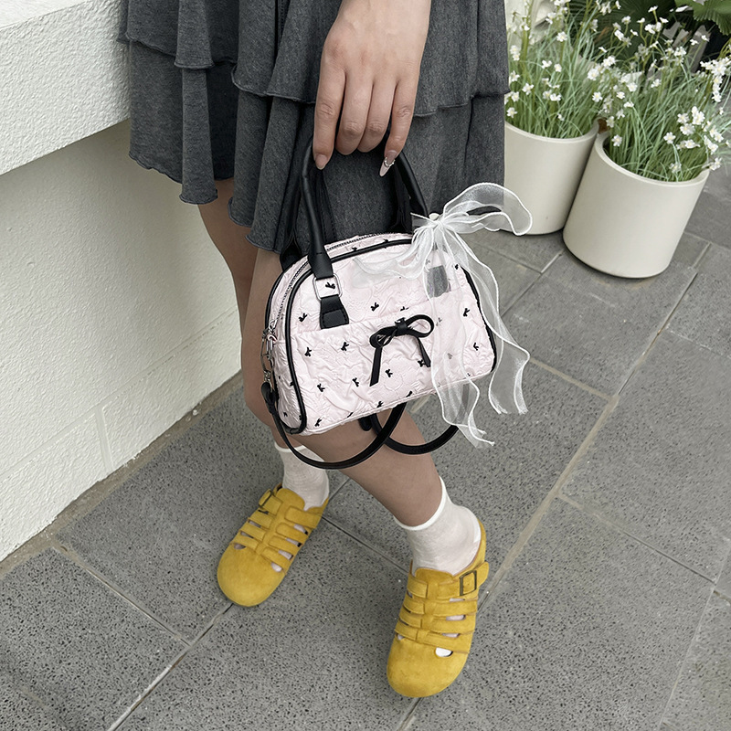 Bow Boston Fresh-Style Handheld & Shoulder Bag
