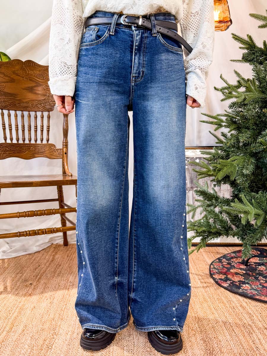 ⬇️開倉低至半價😱FINALSALE📣  腰位內橡根．兩旁釘珍珠 閃石．牛仔褲 (有袋)【不設退換】