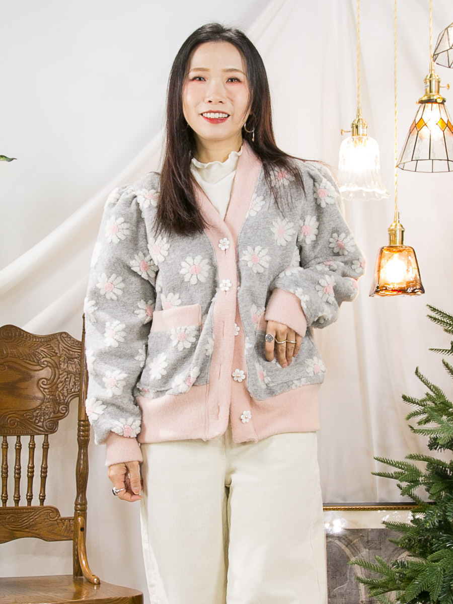 ⬇️開倉低至半價😱FINALSALE📣全開胸扣鈕．立體花花．絨絨料外套 【不設退換】