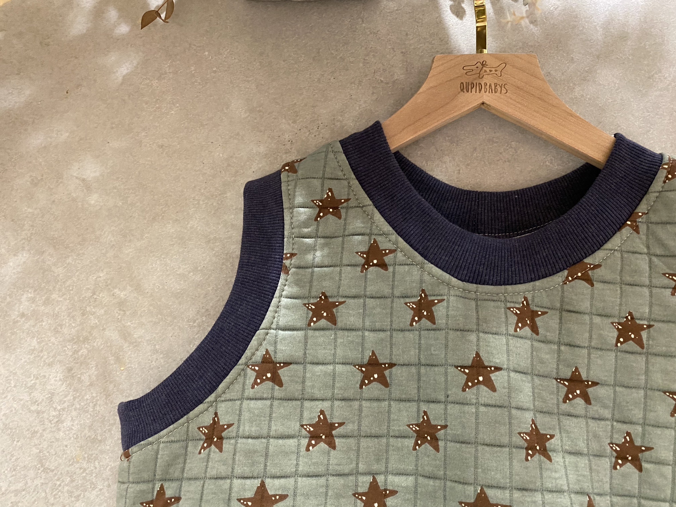 巧克力星星 彈性夾棉背心（70）