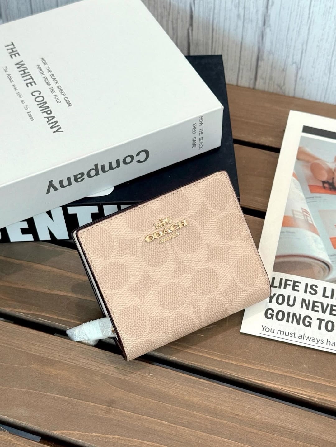 代購-COACH Snap Wallet 11 金色徽標按扣開合 塗層帆布 錢包 女款 沙色