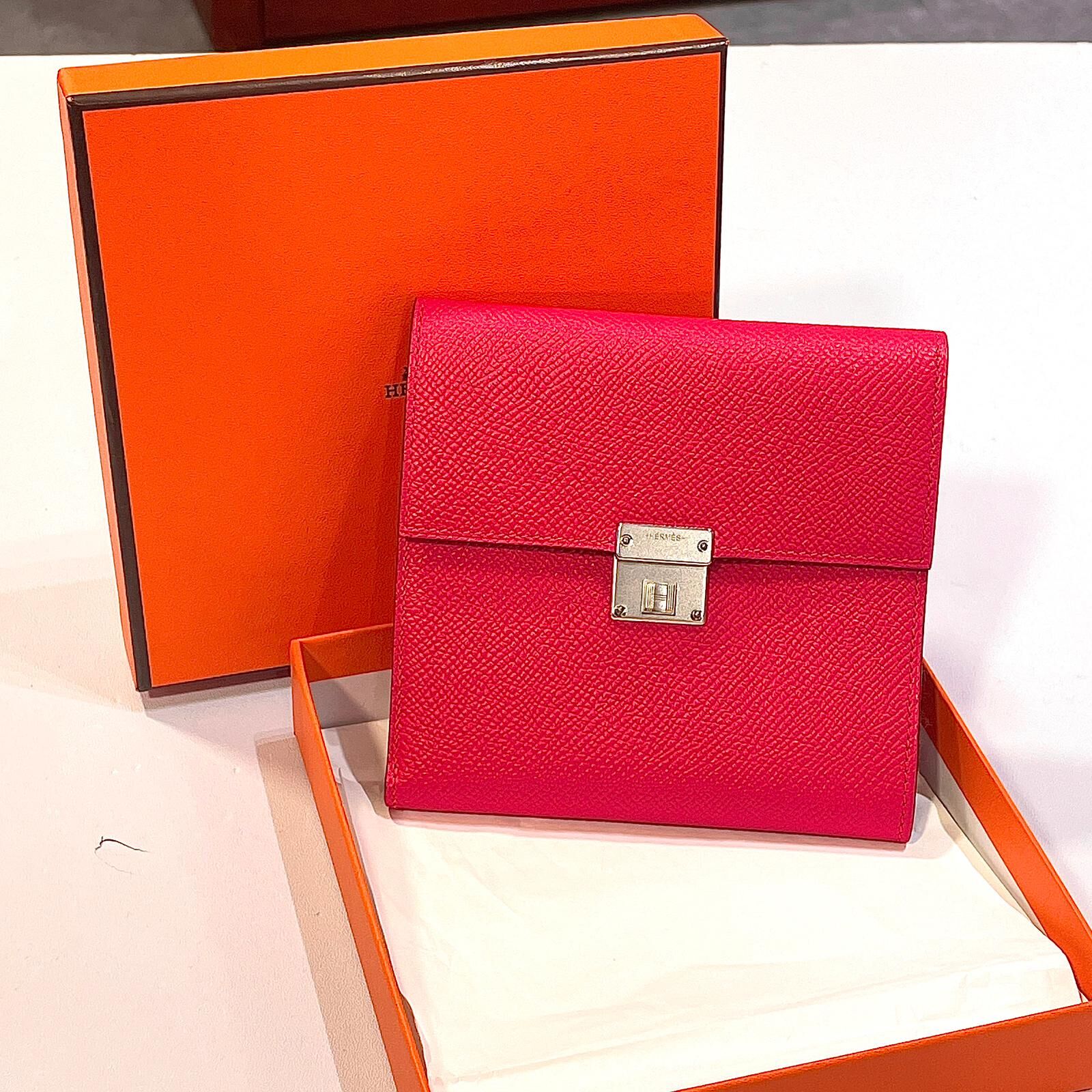 全新未使用品~HERMES短銀包 極致粉EPSOM皮銀扣刻 I6/ROSE EXTREME PHW CLIC 12 WALLET #BRAND NEW #香榭站正品