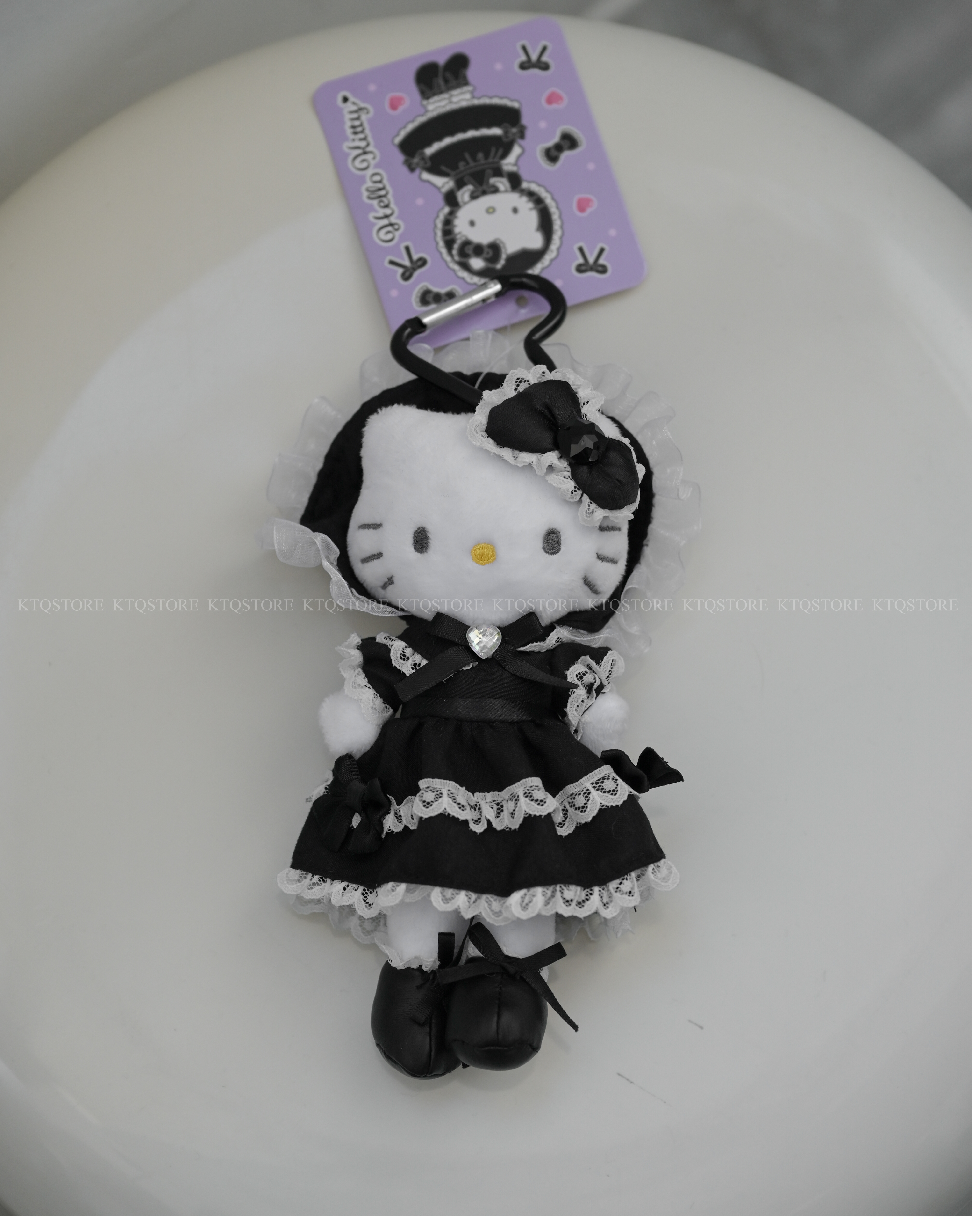 KTQ STORE ‧ 日本 Sanrio 三麗鷗 秋冬長腿Kitty 小香風 蘿莉 黑皮 吊飾 五款