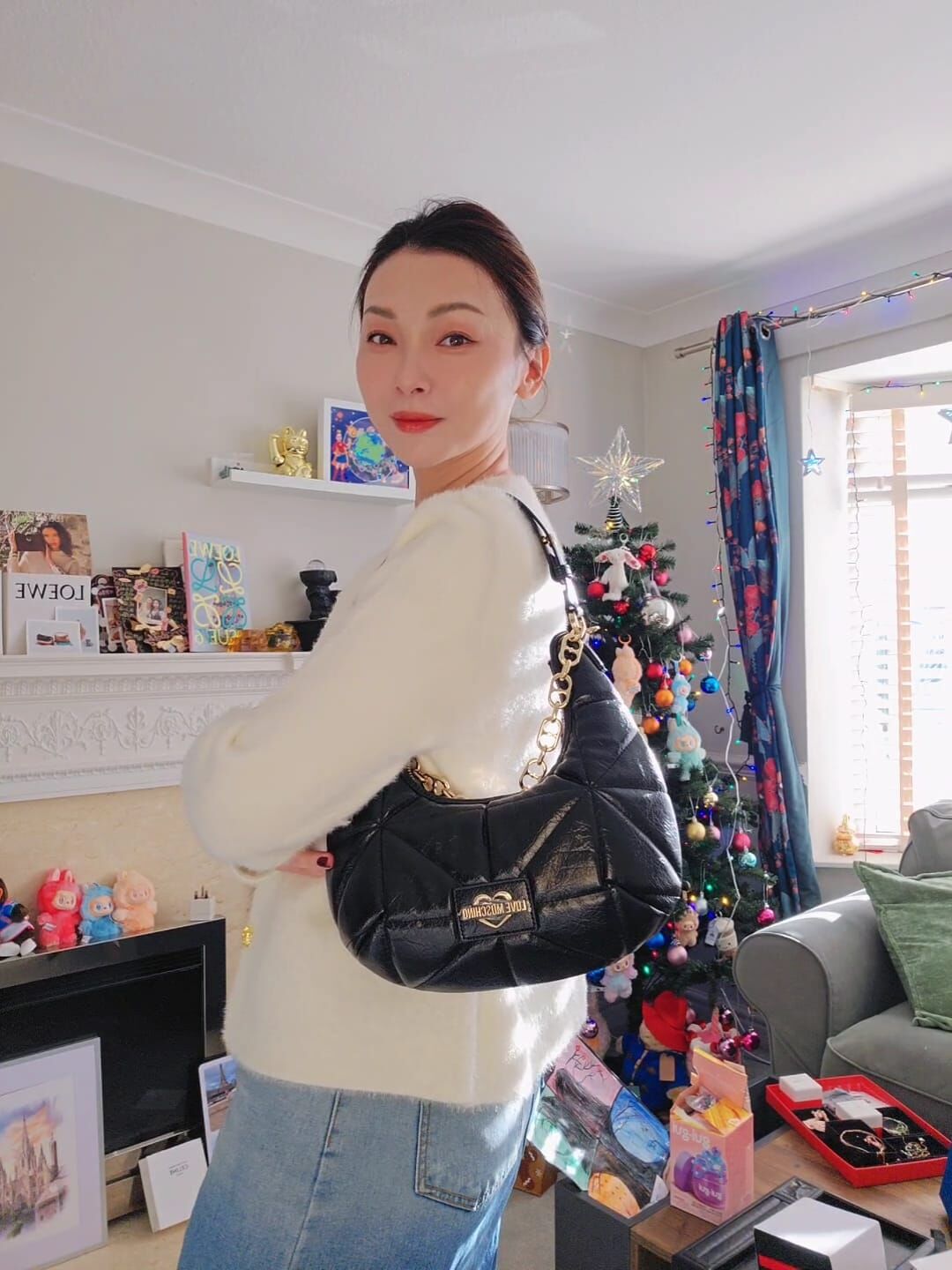 英國代購 (獨立訂單)-LOVE MOSCHINO Black Geometric Quilted Shoulder Bag