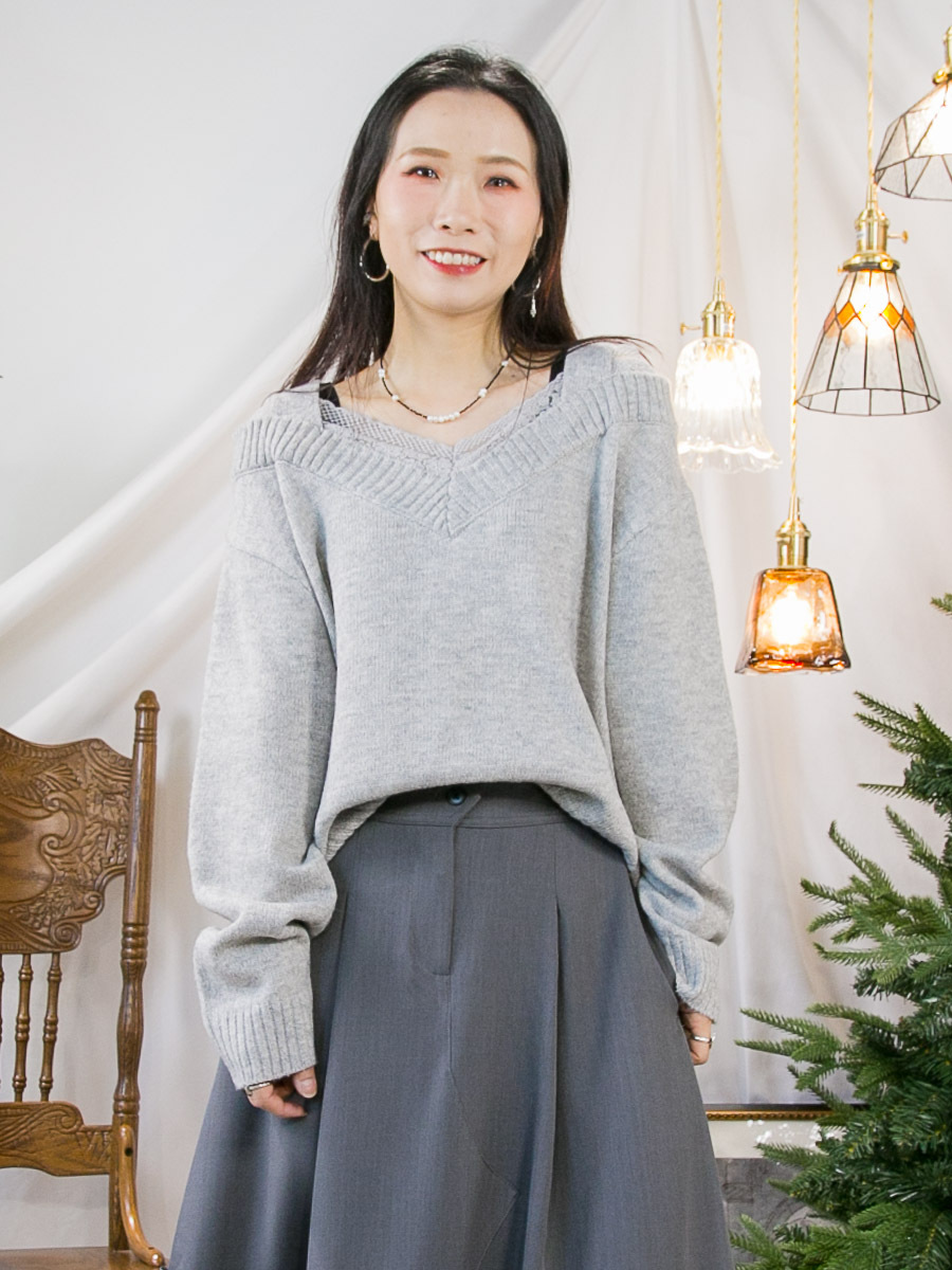 ⬇️開倉低至半價😱FINALSALE📣V領邊LACE．領位開口．毛毛冷料TOP【不設退換】