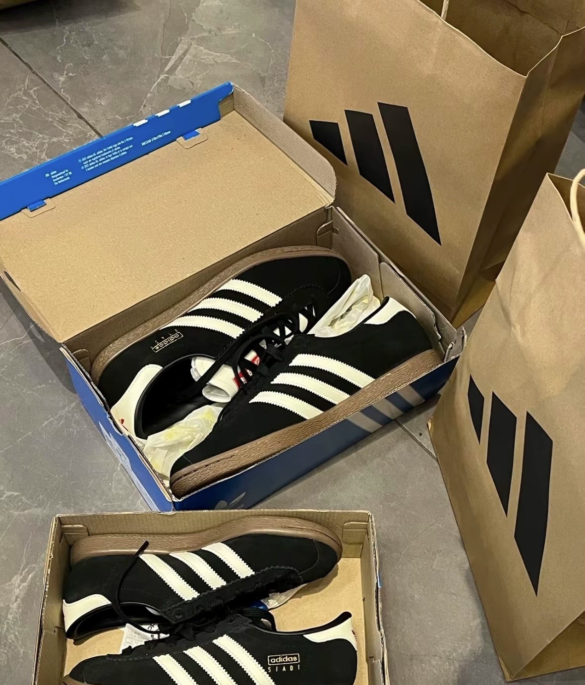 【12/26 - 12/28 週末優惠】ADIDAS ORIGINALS STADT 黑奶油 黑色 麂皮 女鞋 JR6344