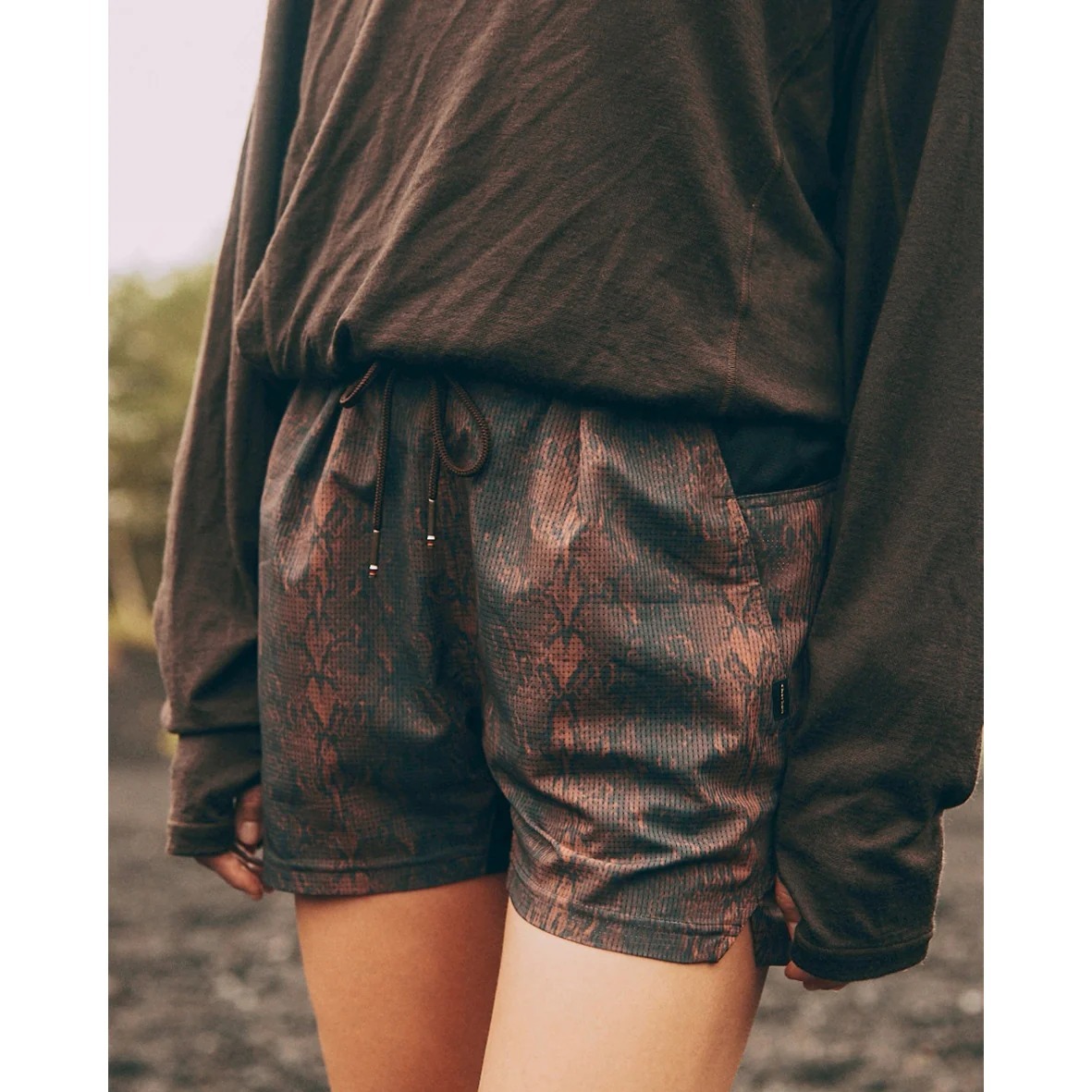 charbon】PYTHON PATTERN 7 POCKETS RACING SHORTS・BROWN