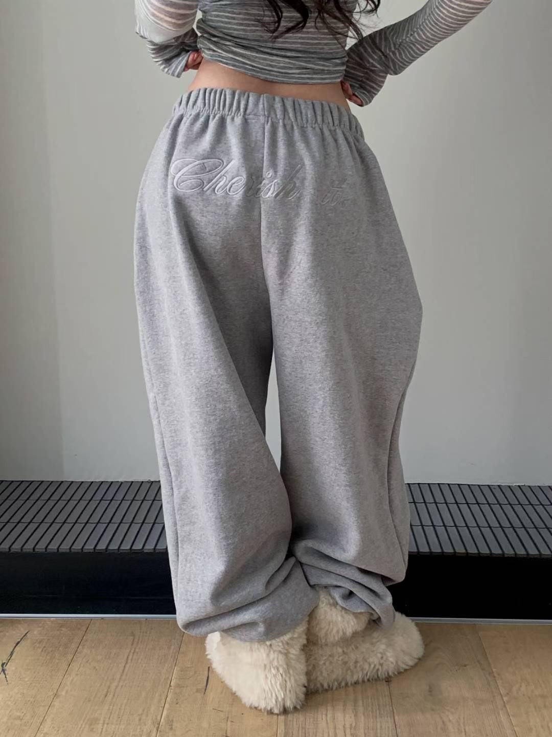 背繡字內加絨休閒褲