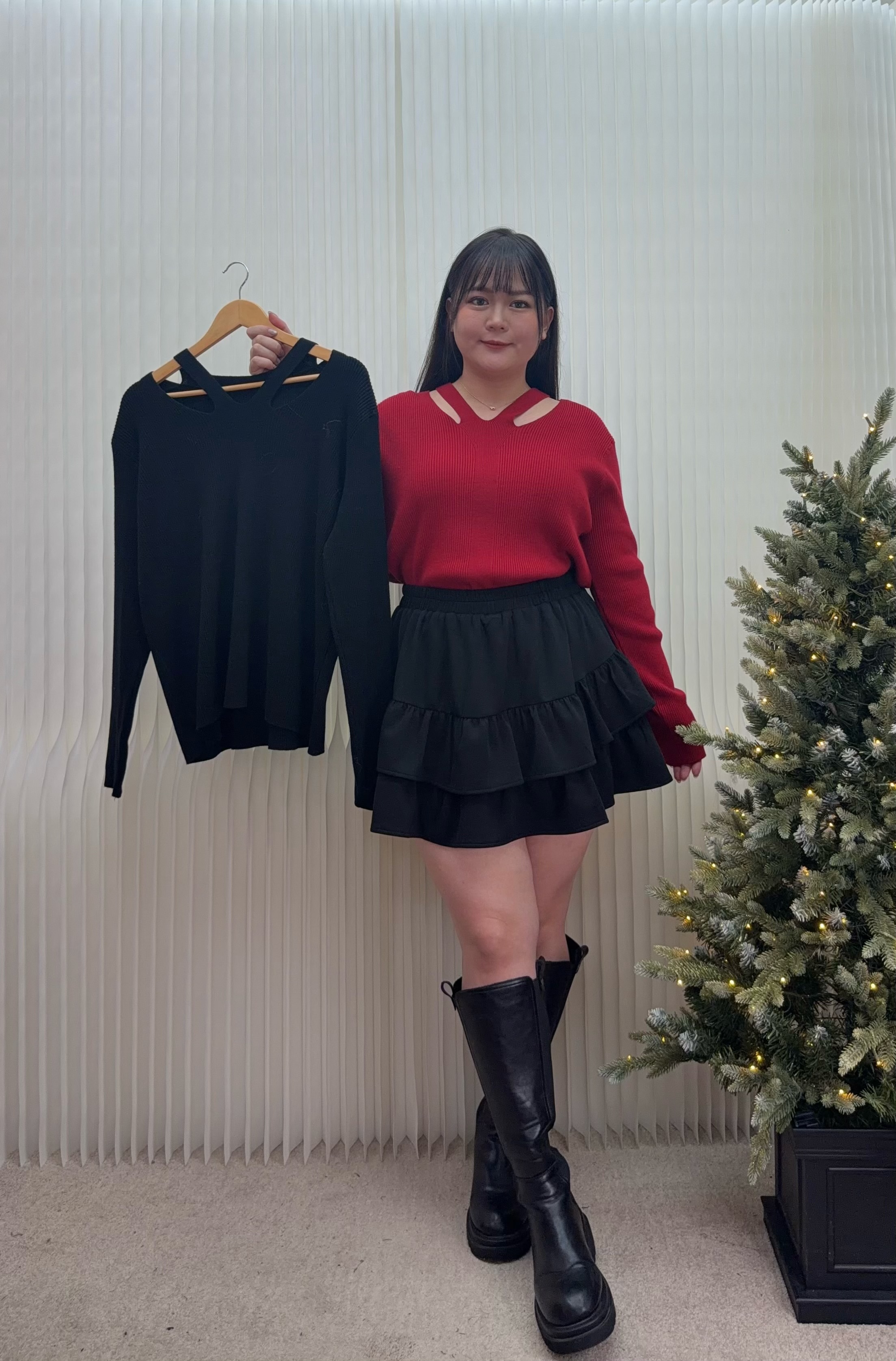 26.雙挖肩針織上衣