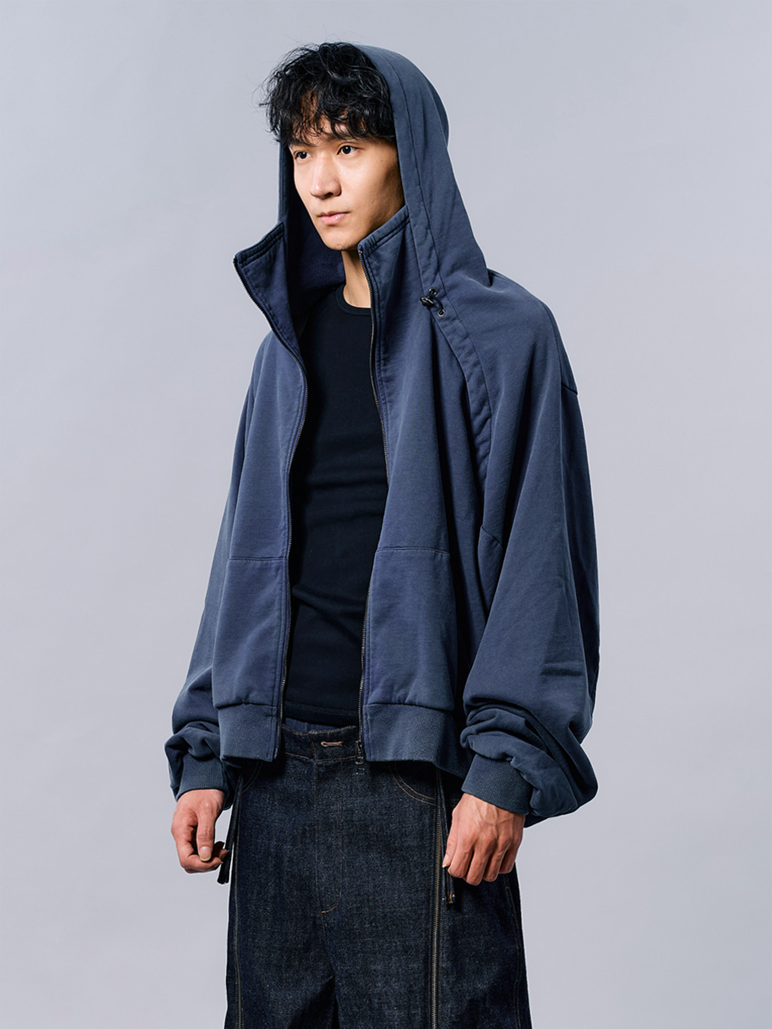 OVERSIZE “WIERD” ZIPPER HOODIE