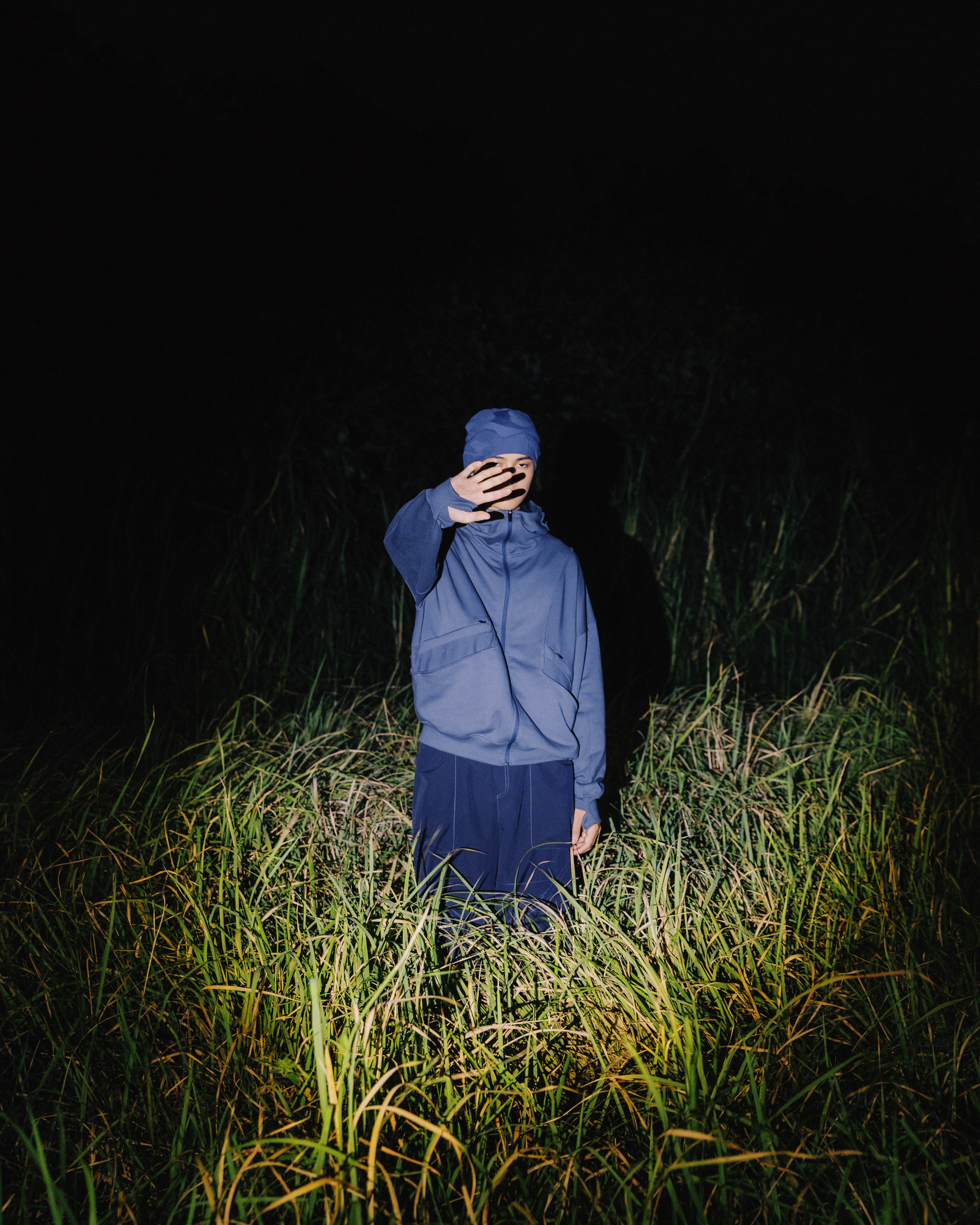 nozzle quiz®｜Deconstructed Hoodie (Black/Iron)