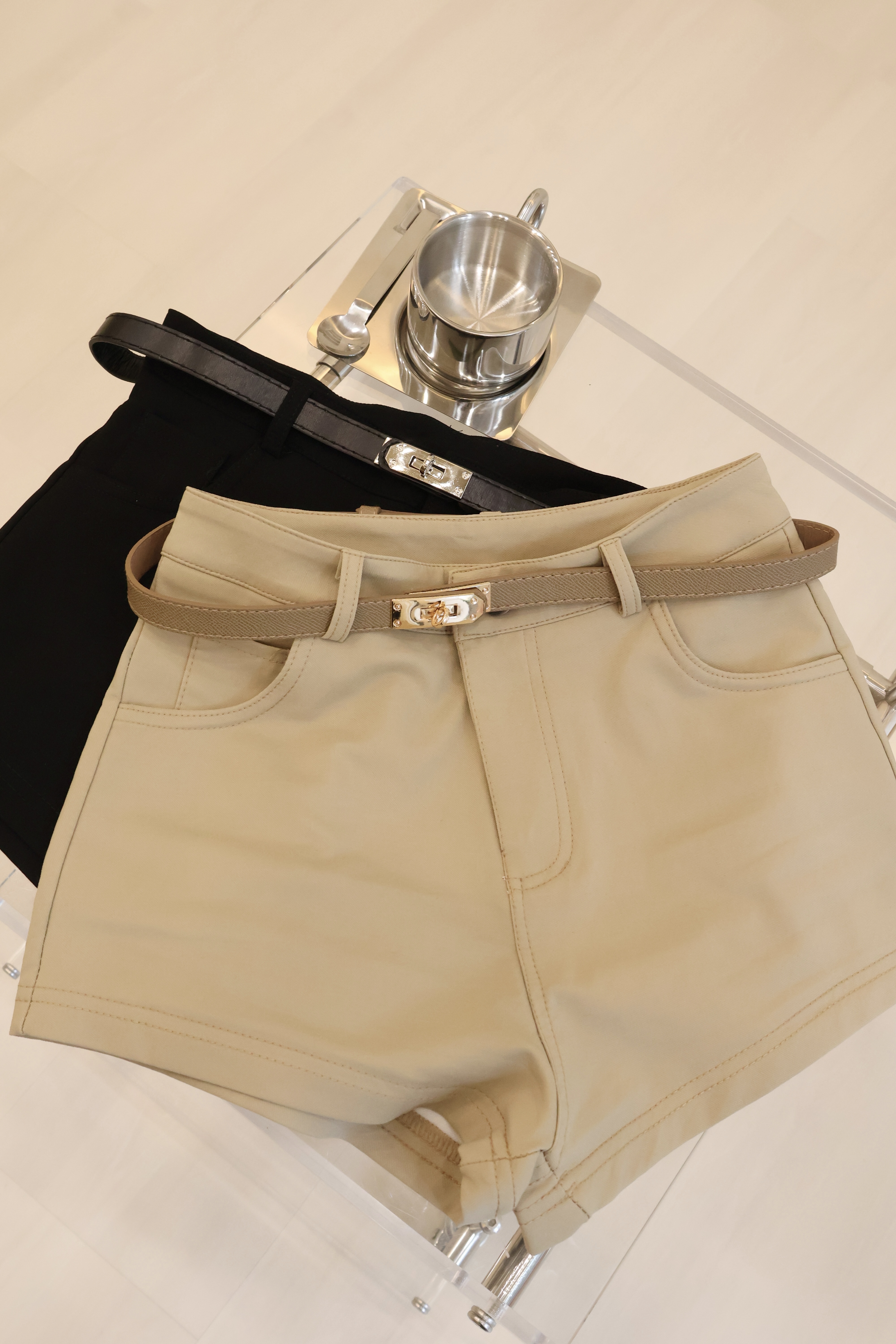 氣質西裝短褲(送皮帶✨