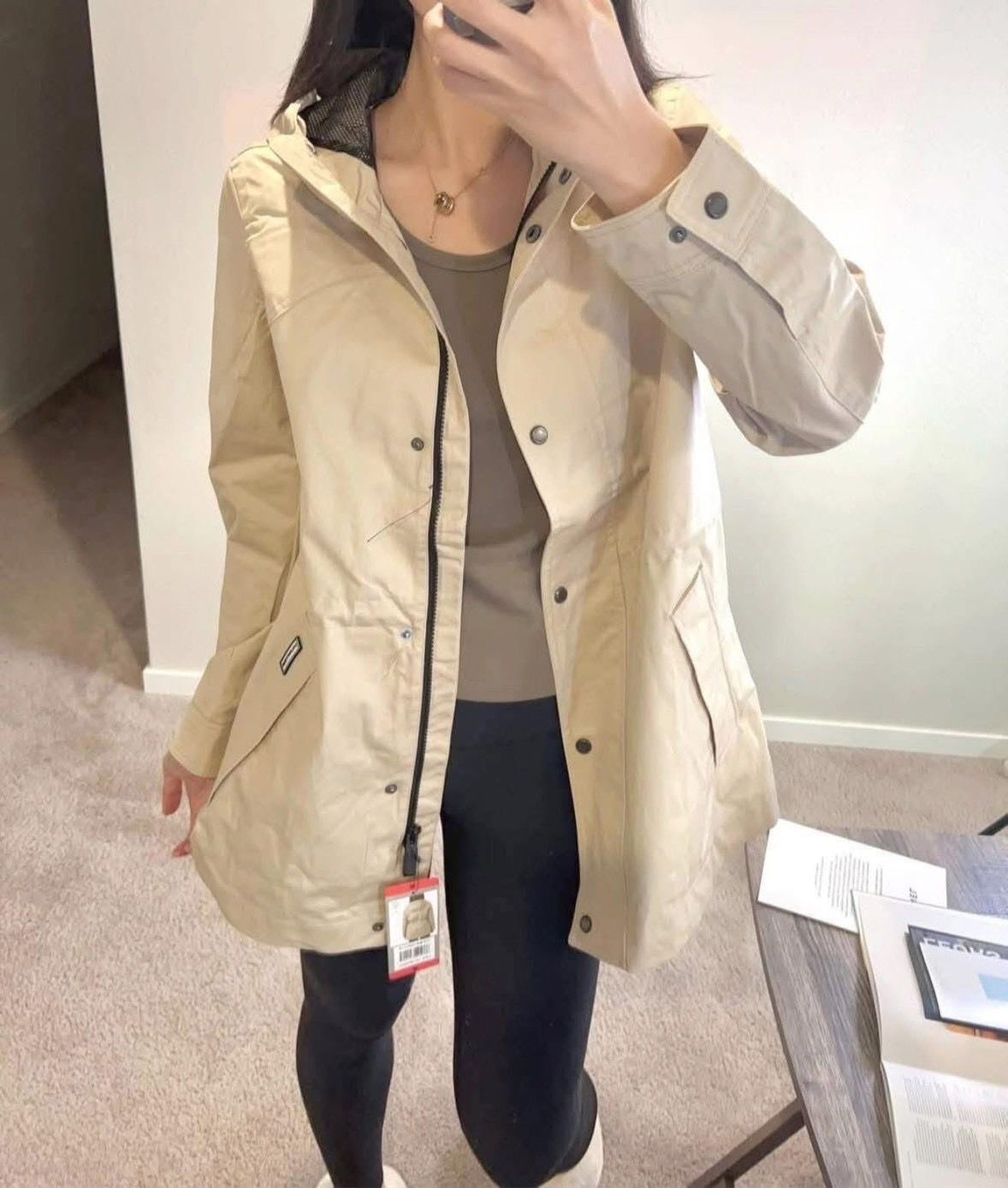 [USW] HUNTER KHAKI WOMEN'S WATERPROOF WINDBREAKER, UZZ573 (UZZ573)