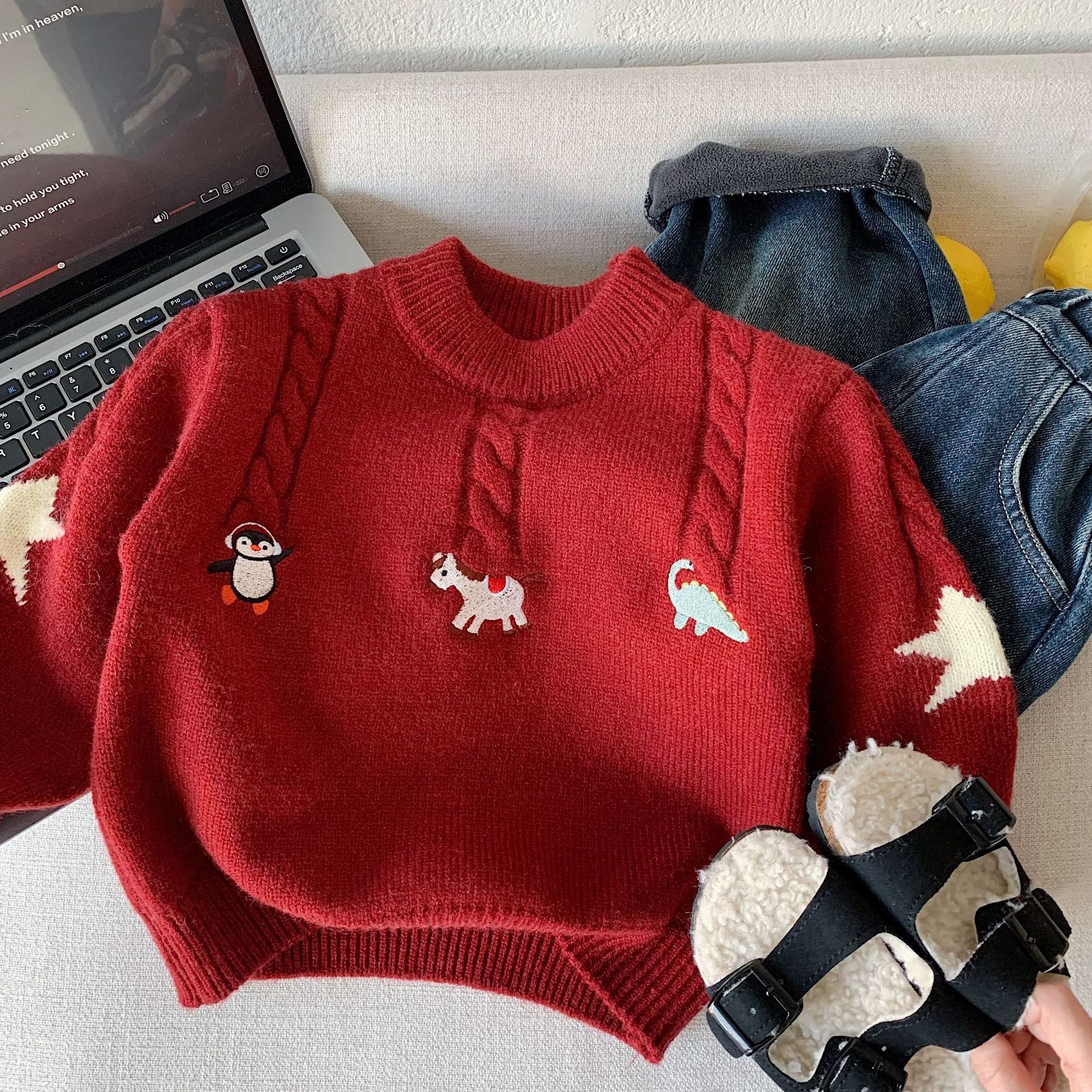 紅色小馬針織毛衣