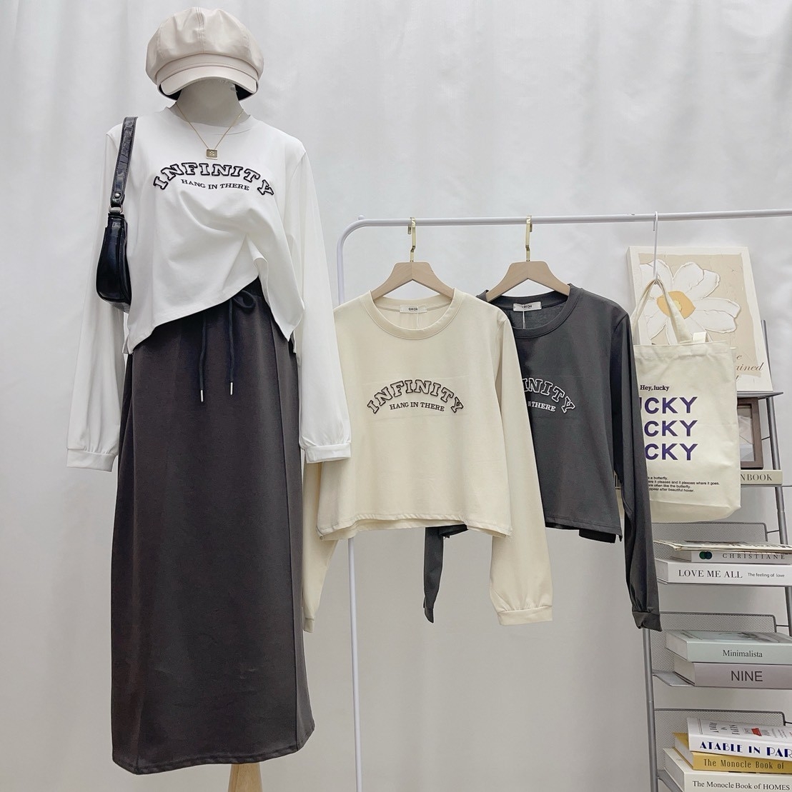 9988-1刺繡字母短版大學T