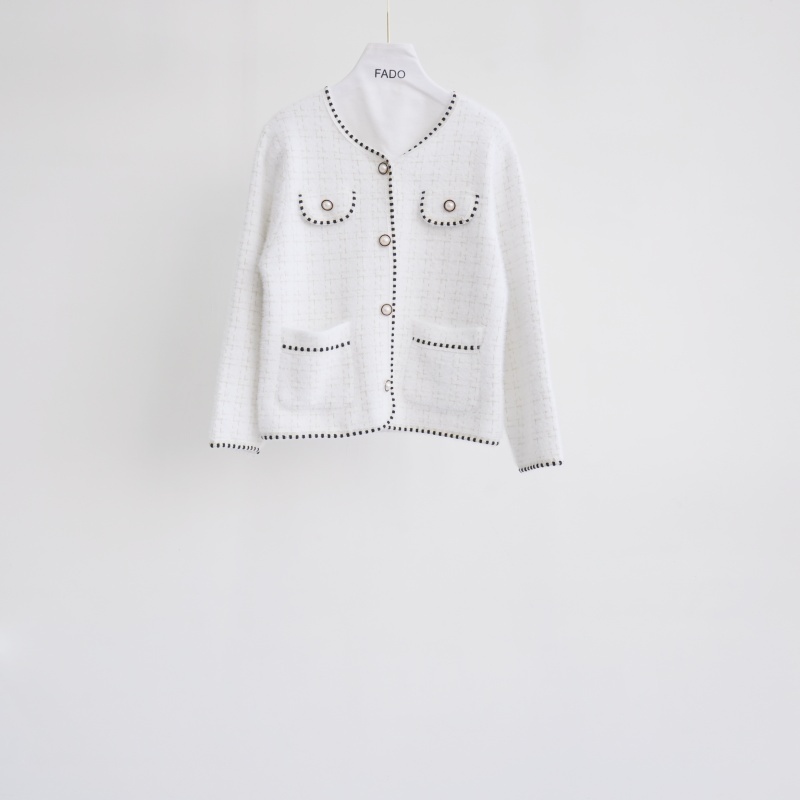 法朵Fado shop｜珍珠釦黑線滾邊混紗線水貂毛外套 892A051 白