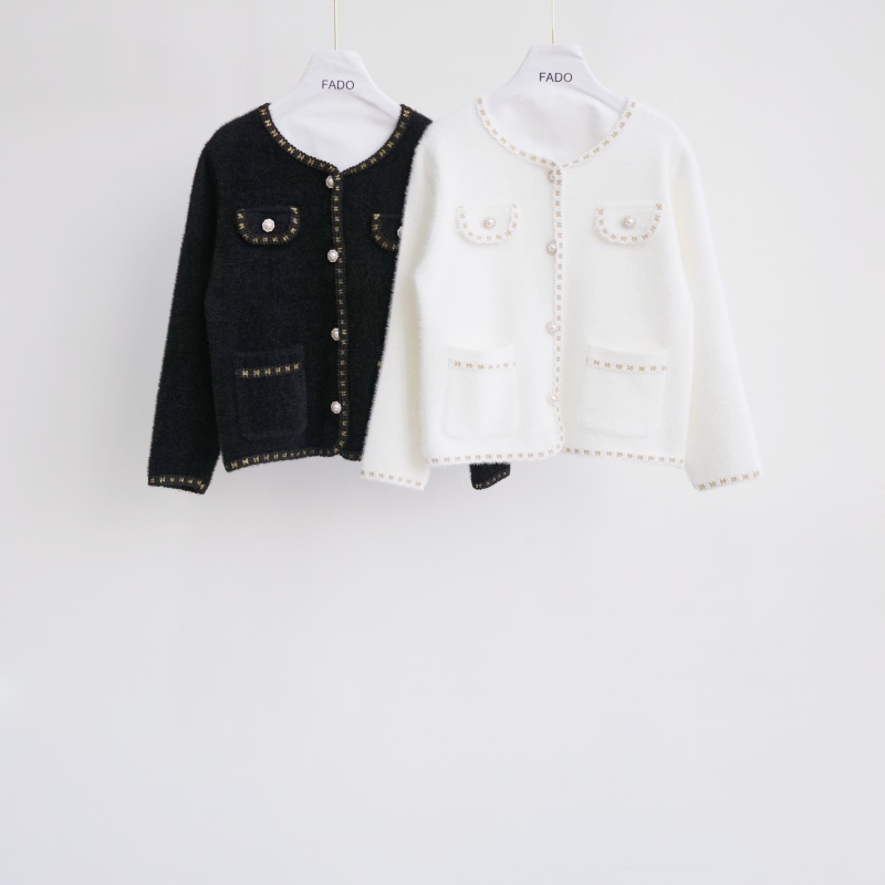 法朵Fado shop｜珍珠釦金線滾邊水貂毛外套 892A050 黑/ 白