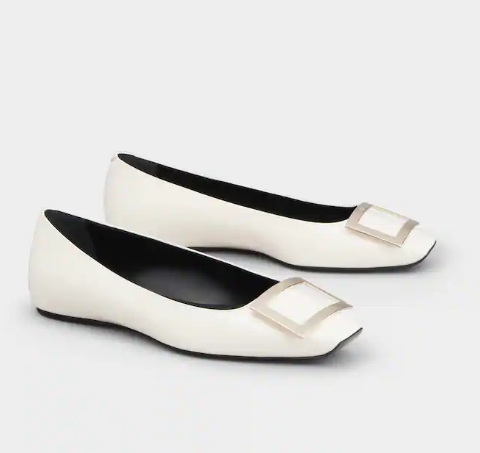 1FF0101-096 ROGER VIVIER Trompette Ballerinas In Patent Leather Off White (SS26) #RVW40415280D1PC019 (S-EU-E)